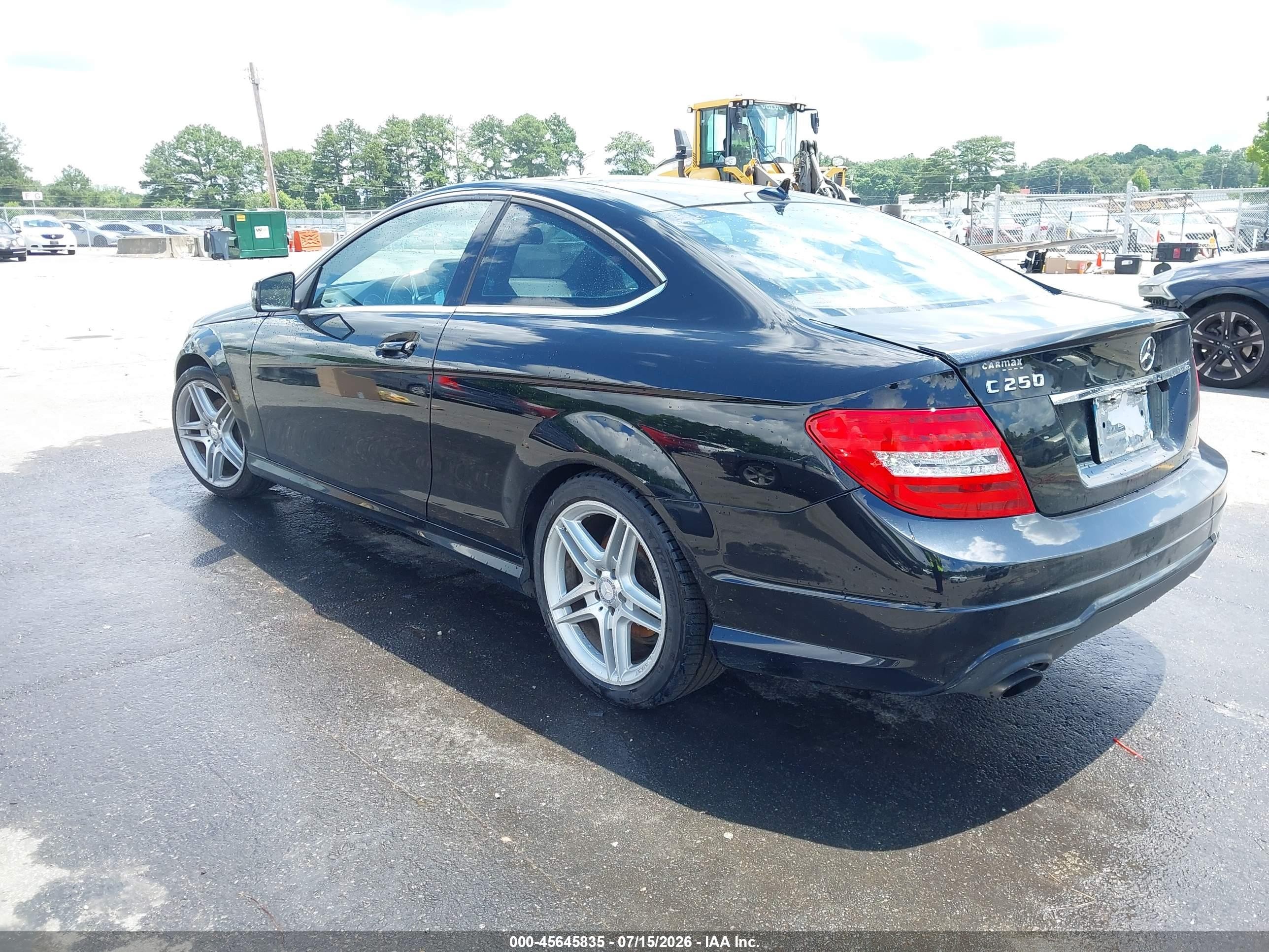 2015 Mercedes-benz C 250   Black vin: WDDGJ4HB1FG392131