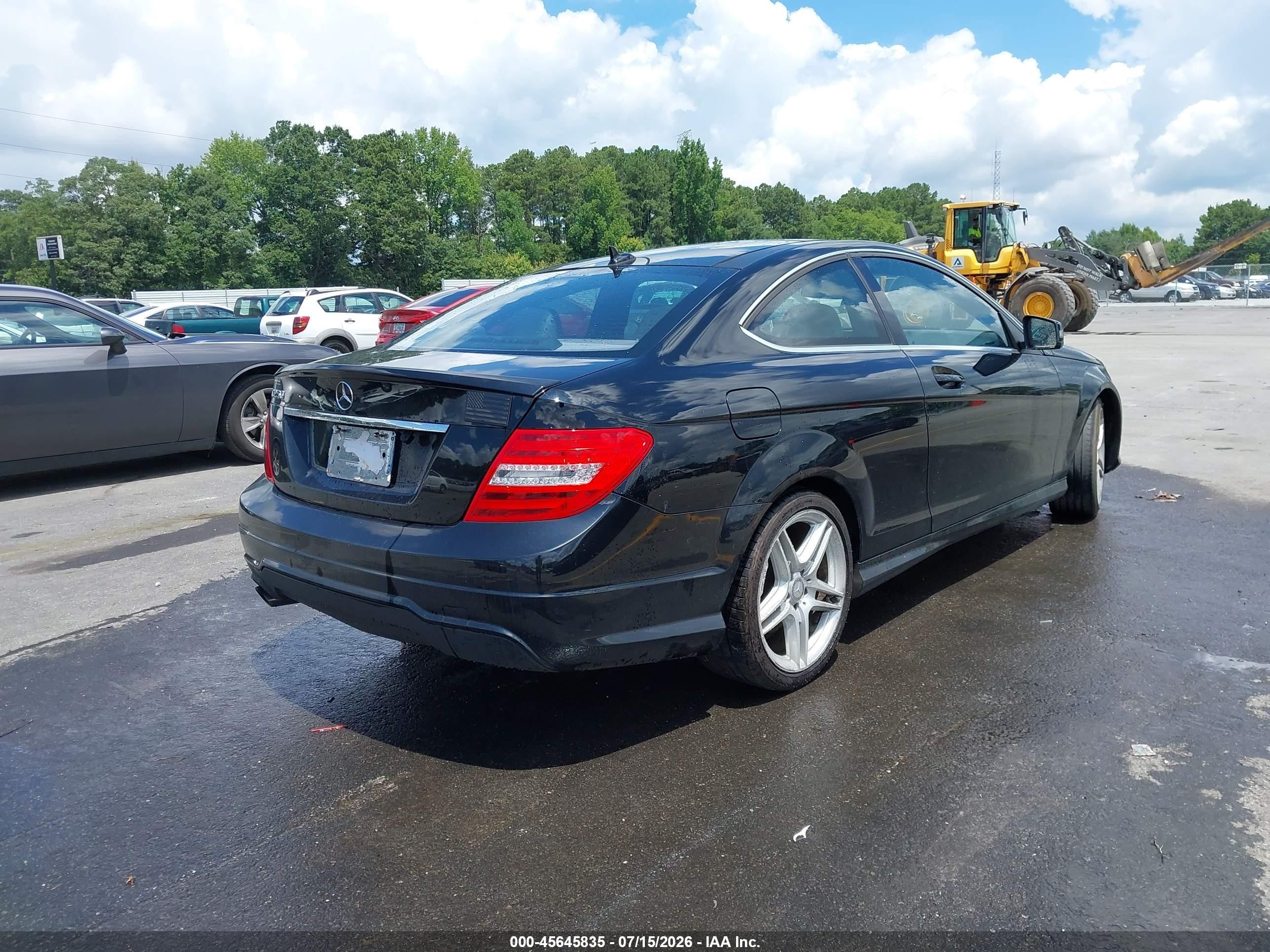 2015 Mercedes-benz C 250   Black vin: WDDGJ4HB1FG392131