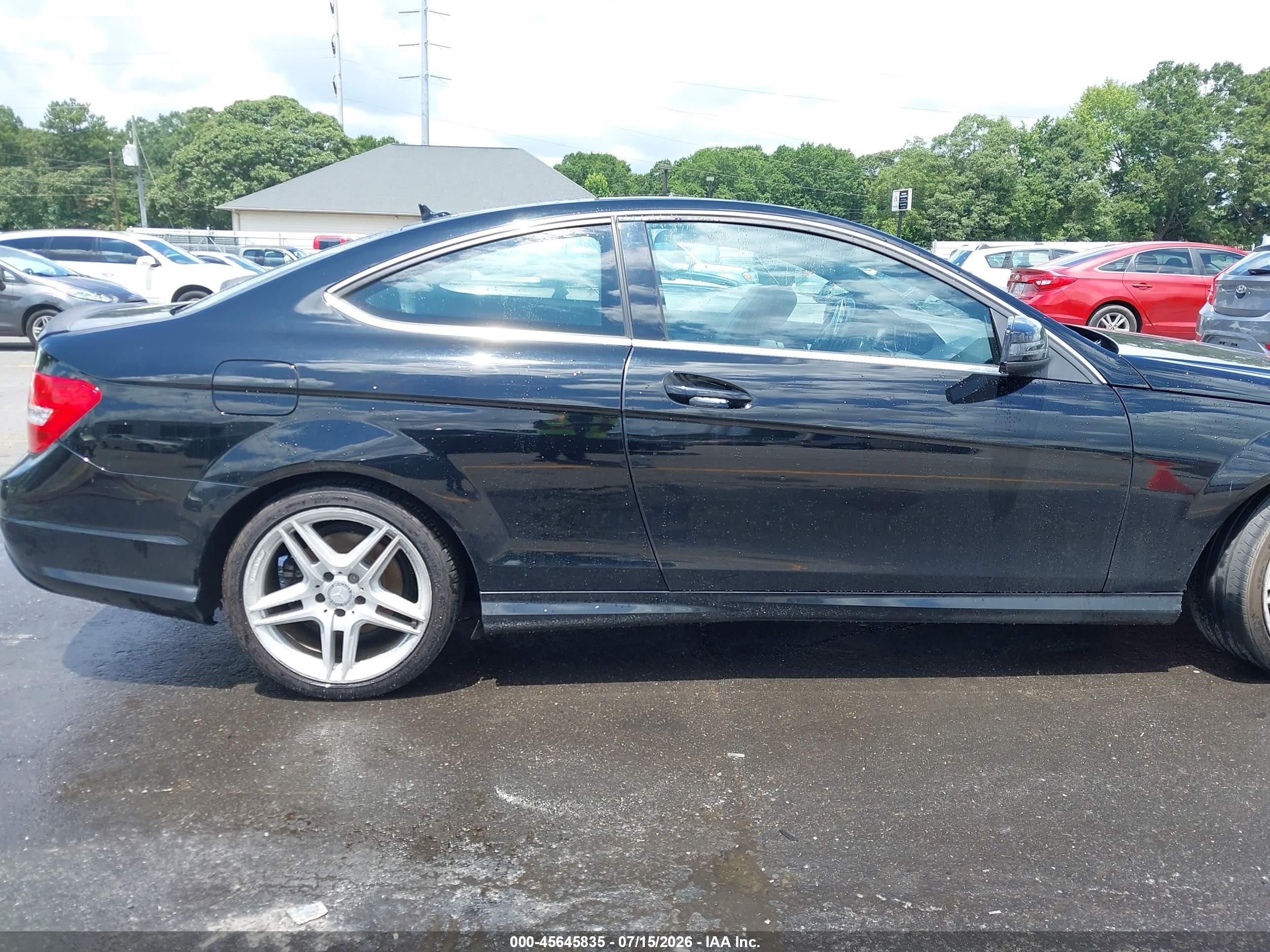2015 Mercedes-benz C 250   Black vin: WDDGJ4HB1FG392131