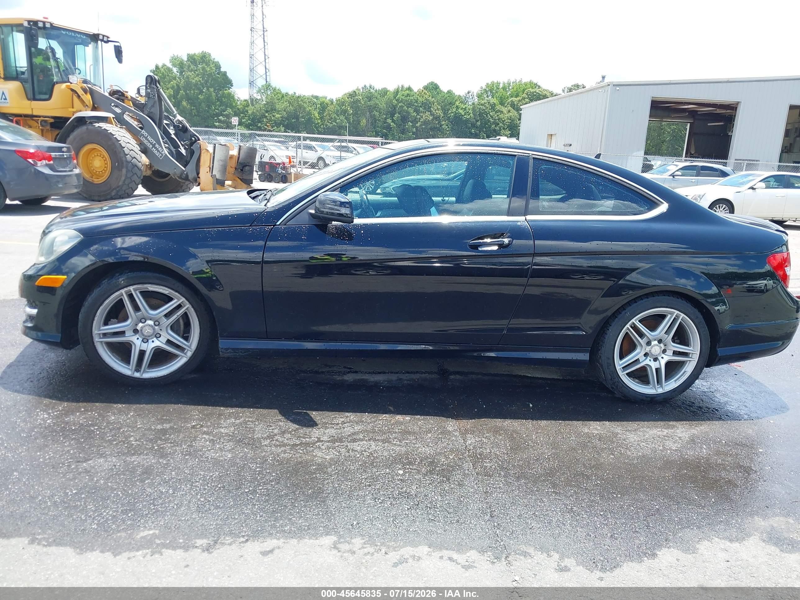 2015 Mercedes-benz C 250   Black vin: WDDGJ4HB1FG392131