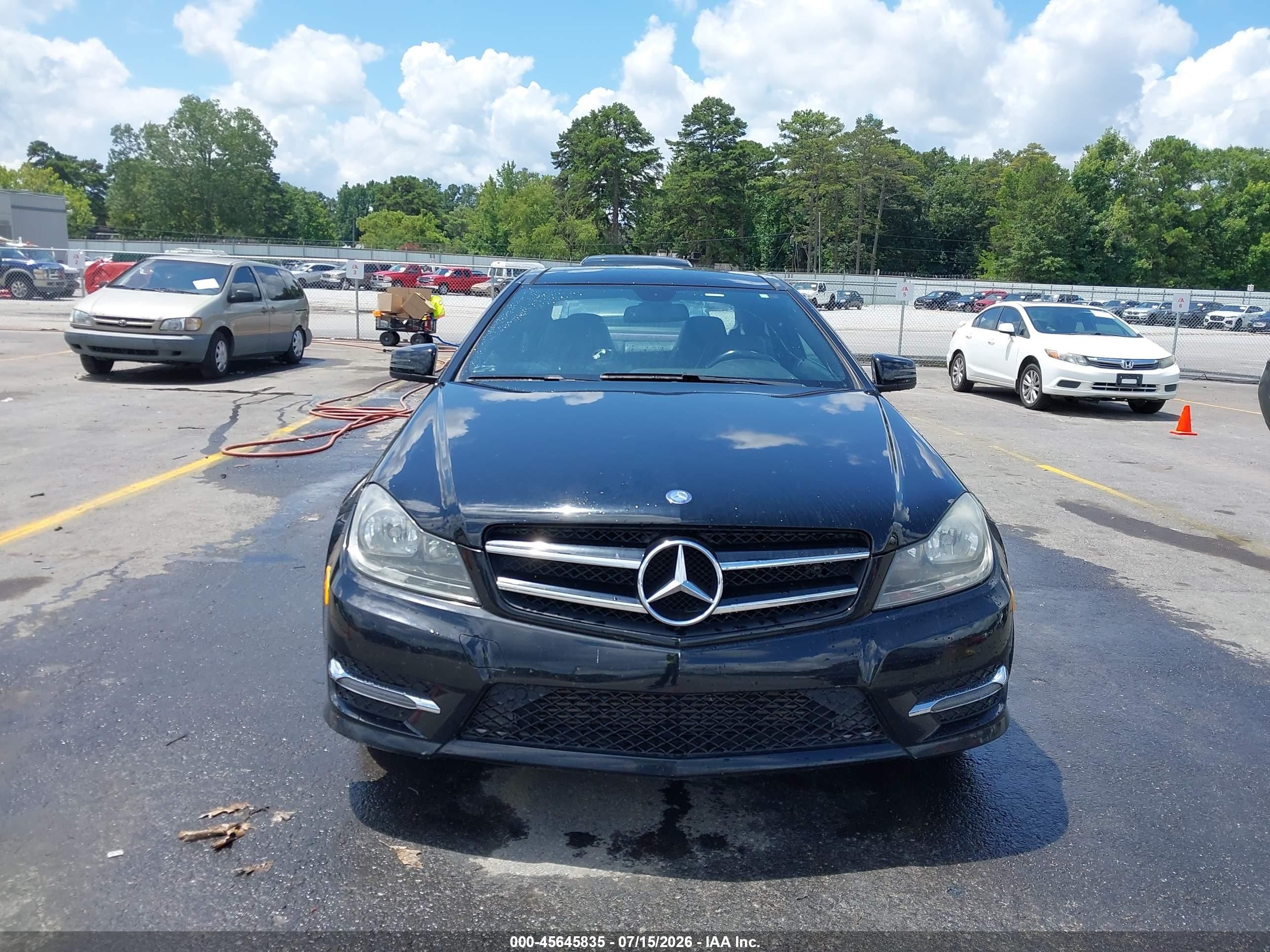 2015 Mercedes-benz C 250   Black vin: WDDGJ4HB1FG392131