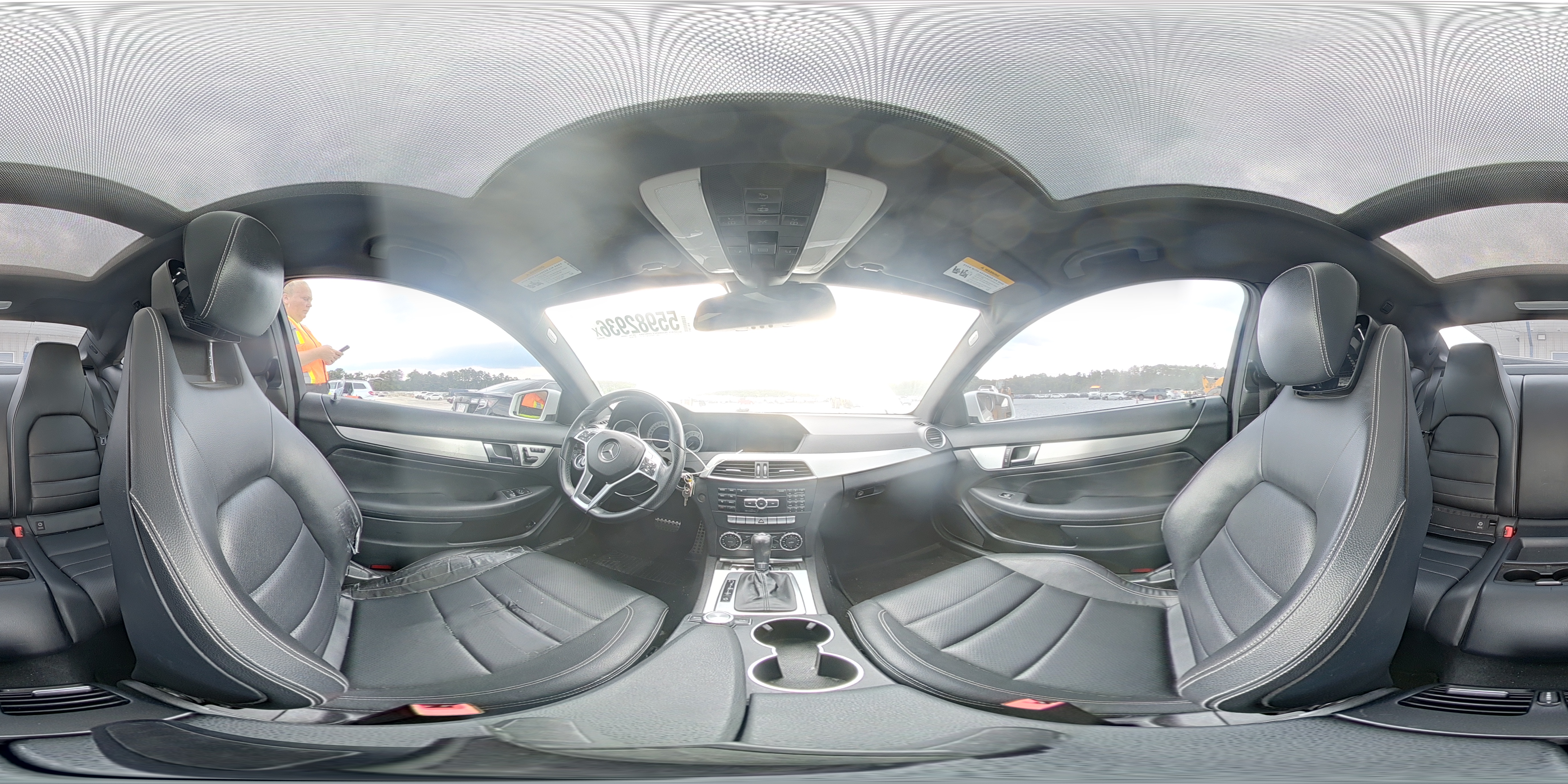 2013 Mercedes-benz C 250 Белый vin: WDDGJ4HB2DG005387
