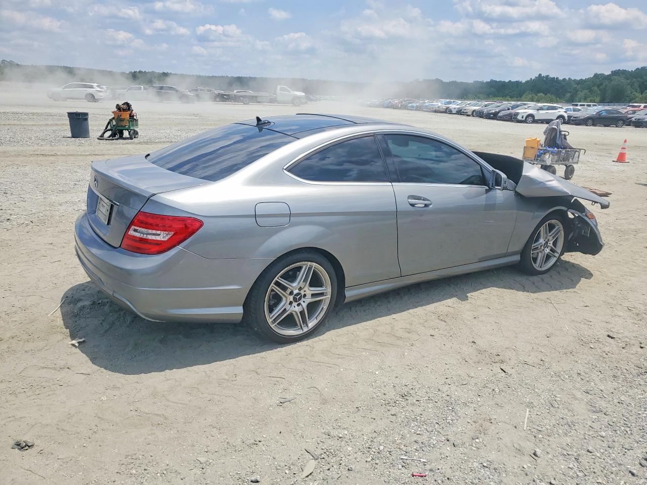 2014 Mercedes-benz C 250 Gray vin: WDDGJ4HB2EG282090