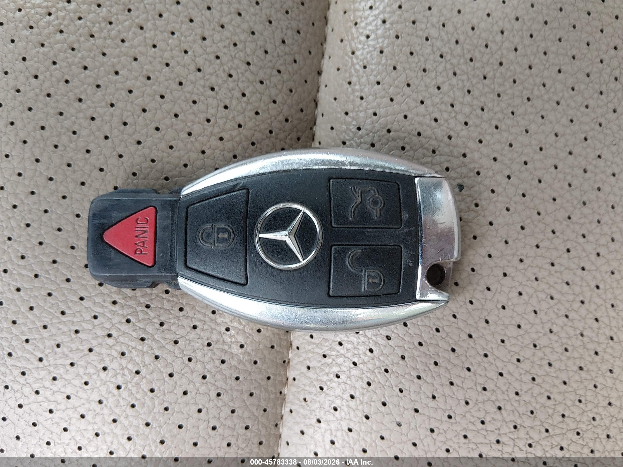 2012 Mercedes-benz C 250 Черный vin: WDDGJ4HB3CF924173
