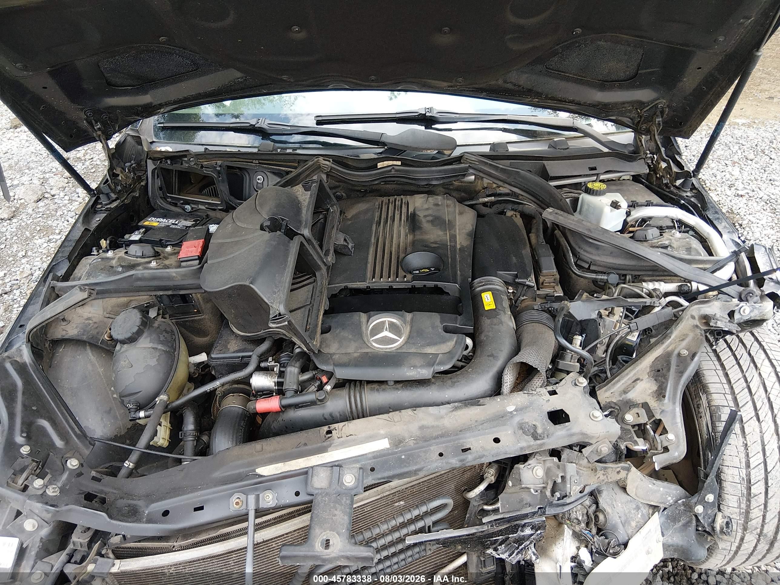 2012 Mercedes-benz C 250 Черный vin: WDDGJ4HB3CF924173