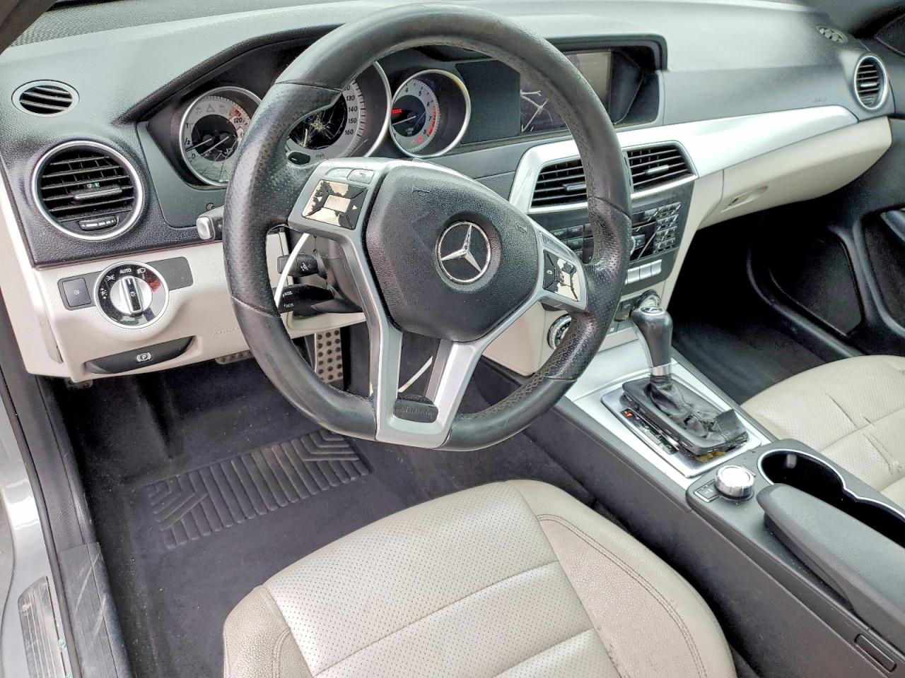 2013 Mercedes-benz C 250 Gray vin: WDDGJ4HB3DF998954