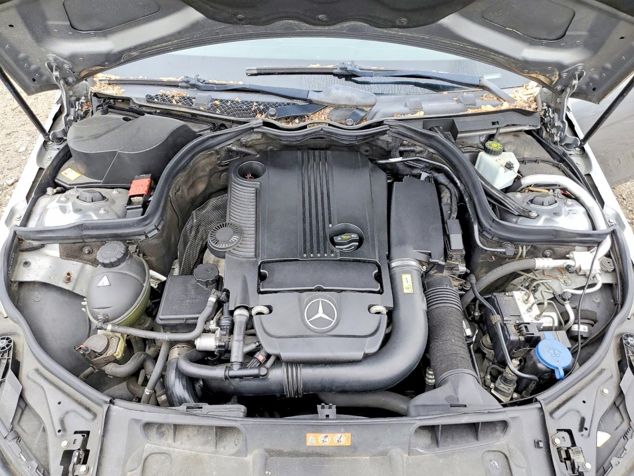 2013 Mercedes-benz C 250 Gray vin: WDDGJ4HB3DF998954