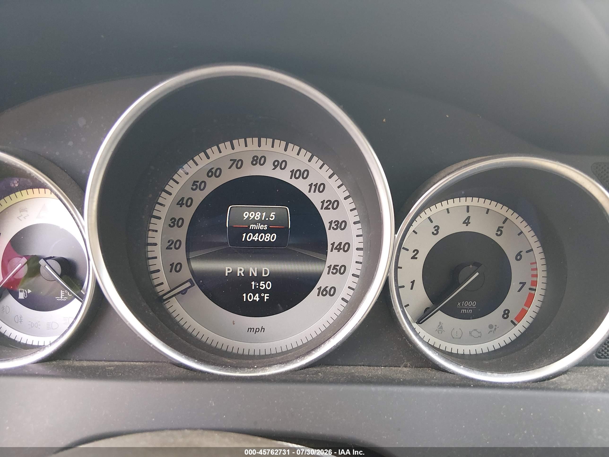 2013 Mercedes-benz C 250   Черный vin: WDDGJ4HB3DG058941