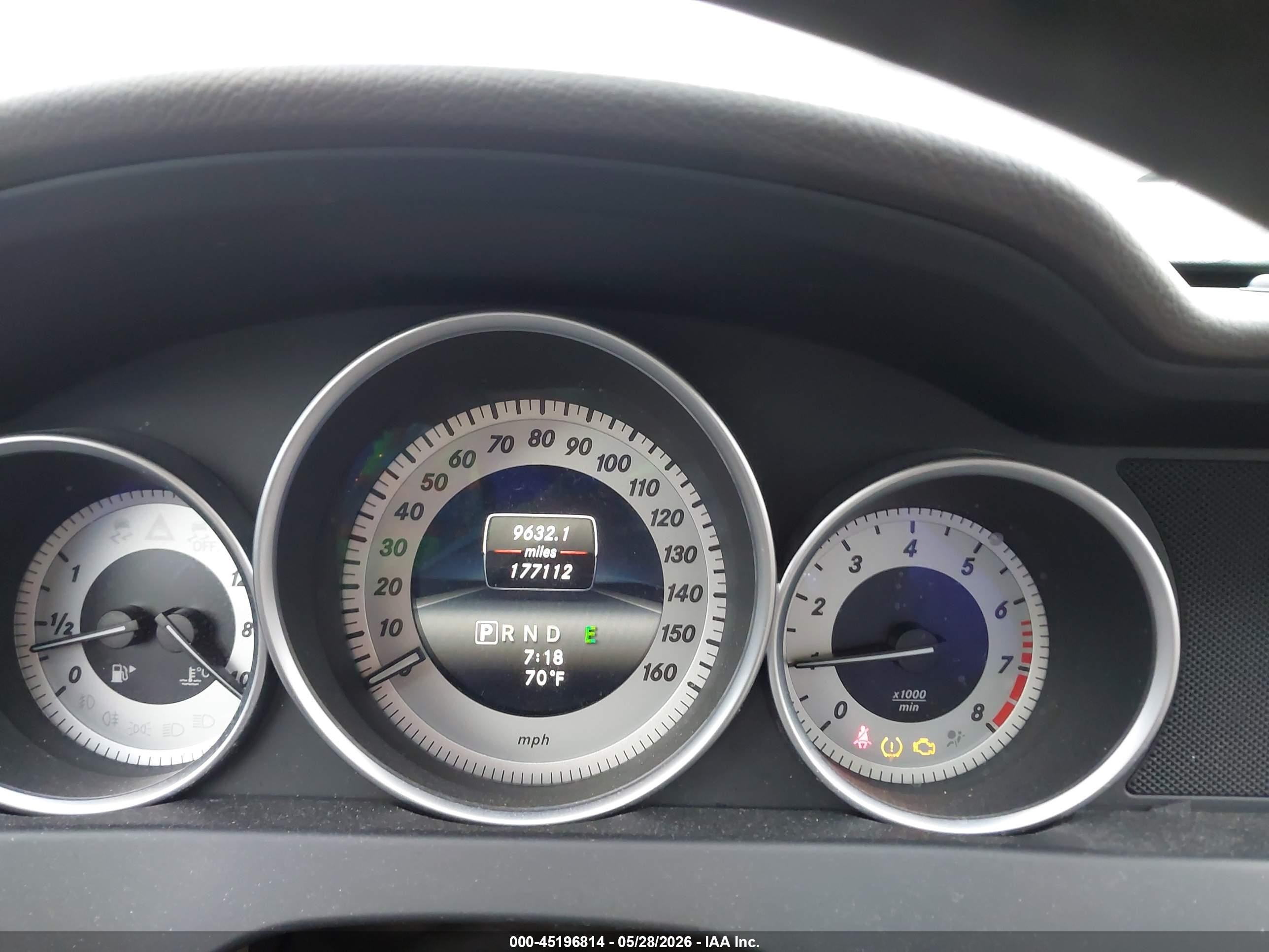 2014 Mercedes-benz C 250   White vin: WDDGJ4HB3EG220777