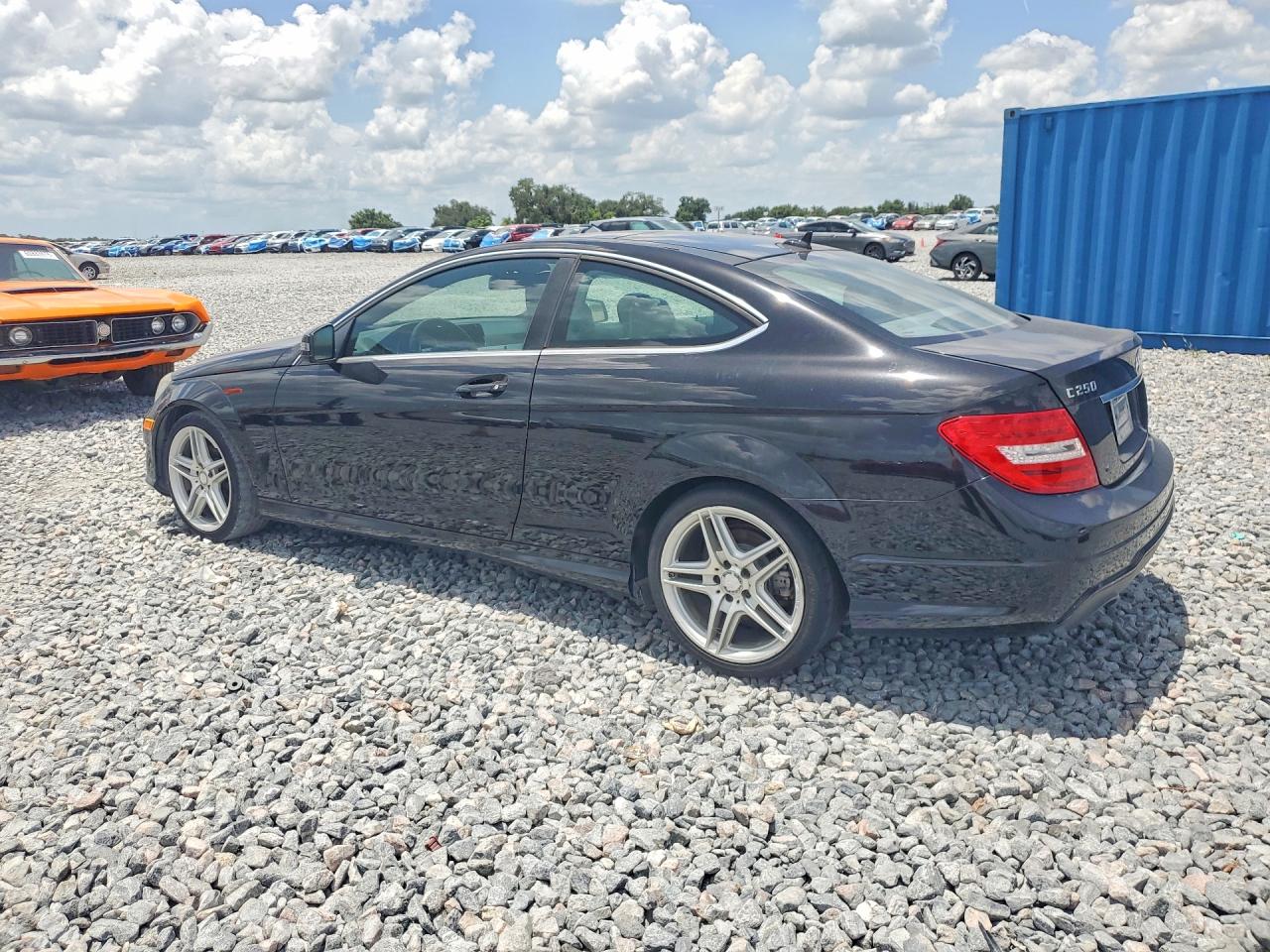 2015 Mercedes-benz C 250 Black vin: WDDGJ4HB3FG415988