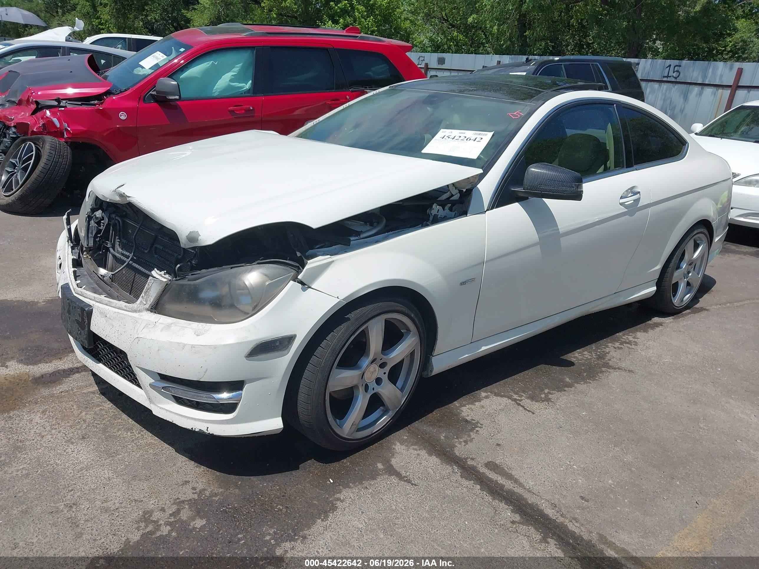 2012 Mercedes-benz C 250 White vin: WDDGJ4HB4CF847832