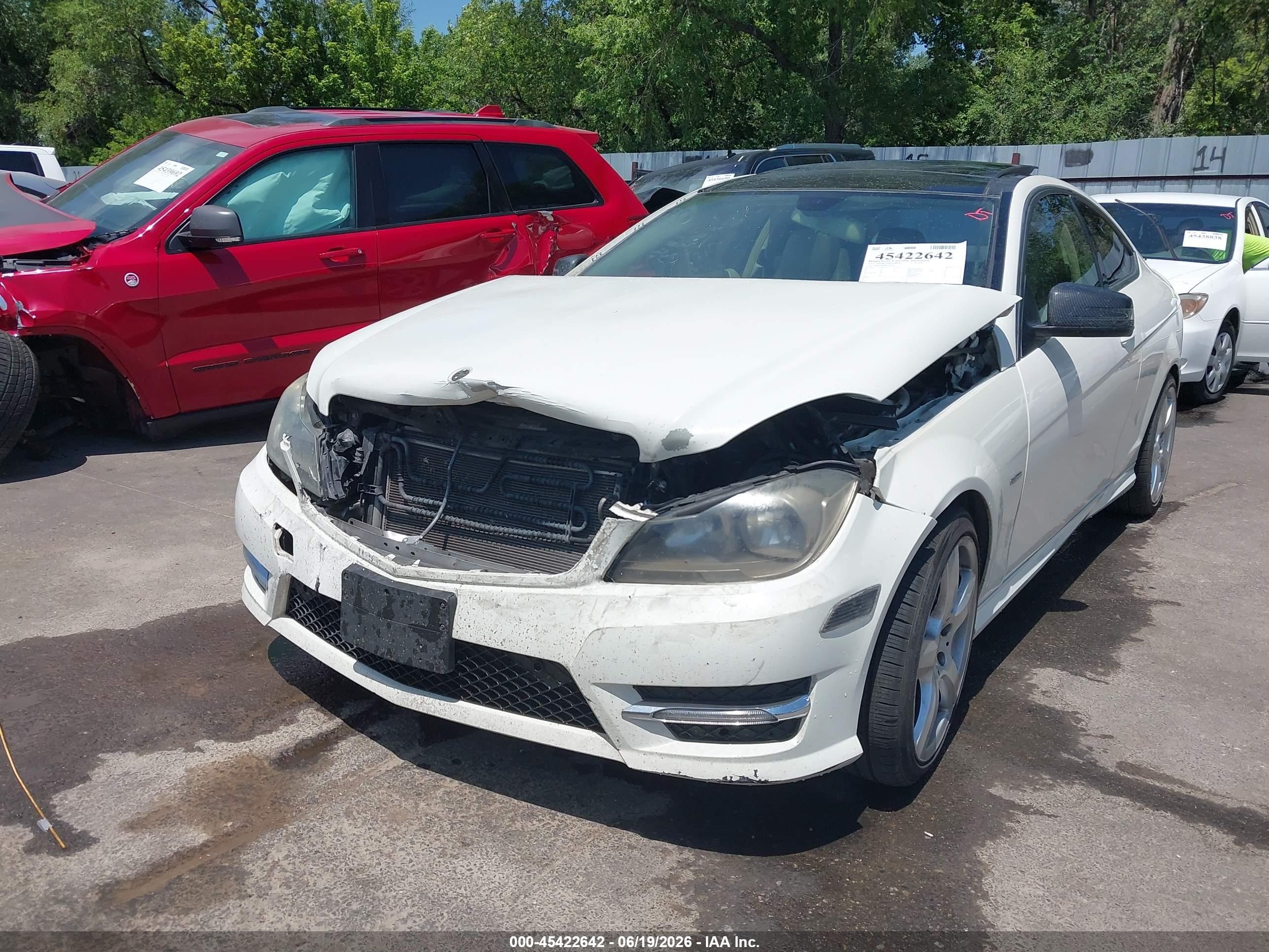2012 Mercedes-benz C 250 White vin: WDDGJ4HB4CF847832