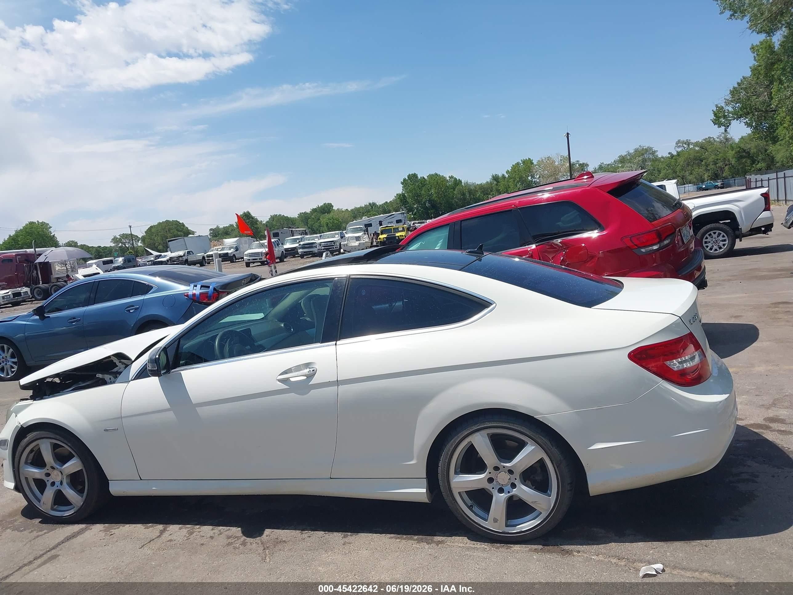 2012 Mercedes-benz C 250 White vin: WDDGJ4HB4CF847832