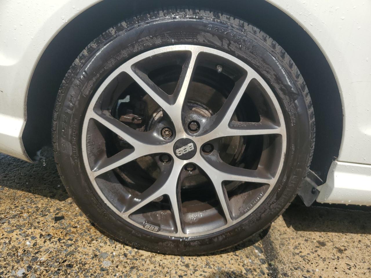 2012 Mercedes-benz C 250 White vin: WDDGJ4HB4CF856501 Damage: Right Rear Wheel, Curb Rash, 1 To 2 Inches