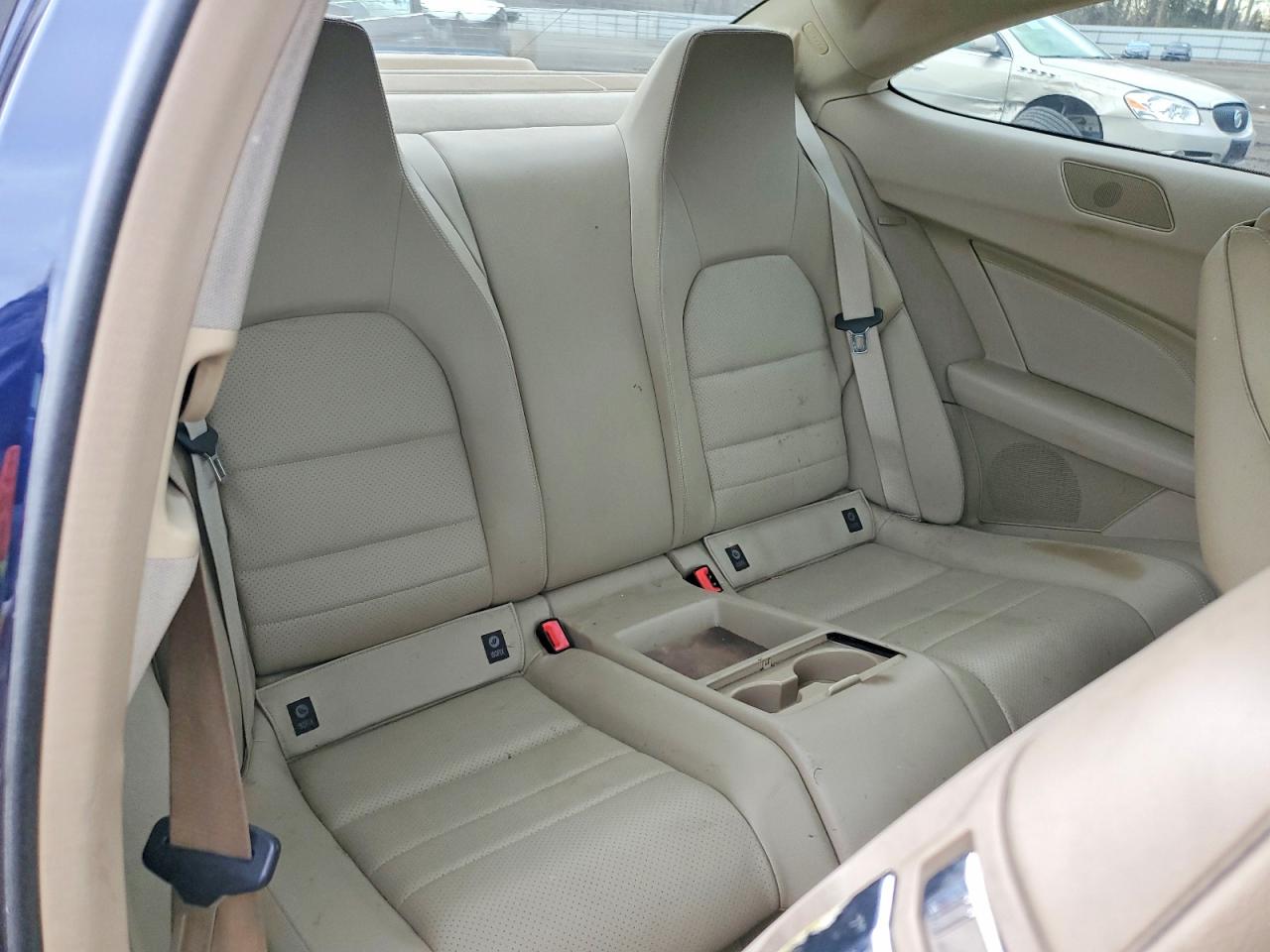 2012 Mercedes-benz C 250 Синий vin: WDDGJ4HB4CF925137