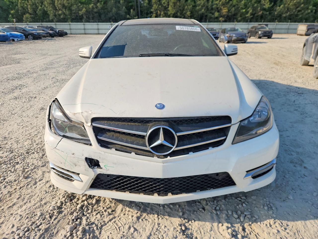 2013 Mercedes-benz C 250 White vin: WDDGJ4HB4DF996047