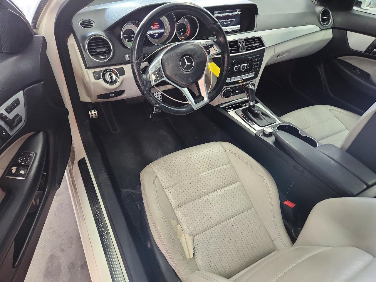 2013 Mercedes-benz C 250 White vin: WDDGJ4HB4DG029500