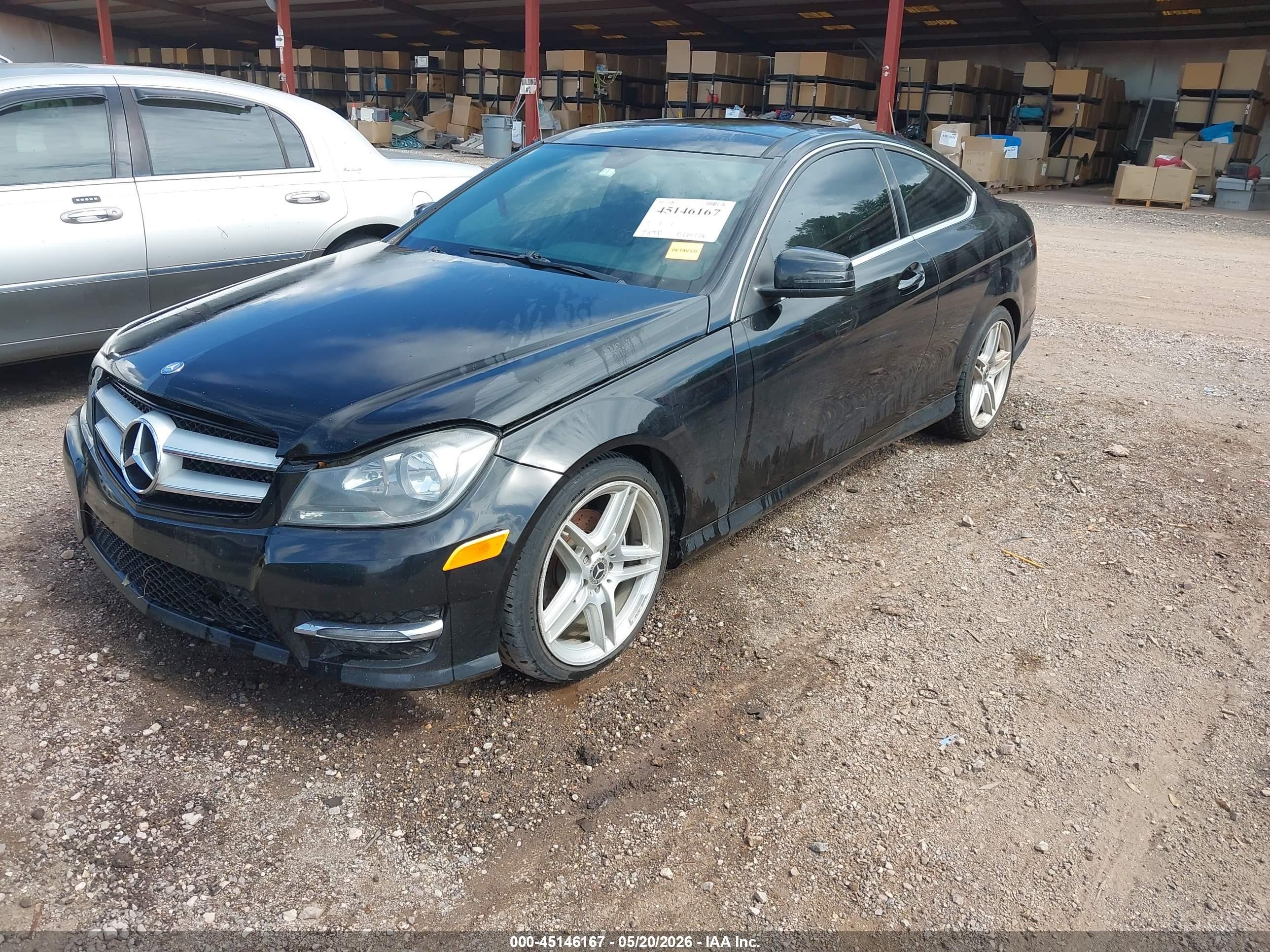 2013 Mercedes-benz C 250   Black vin: WDDGJ4HB4DG033319