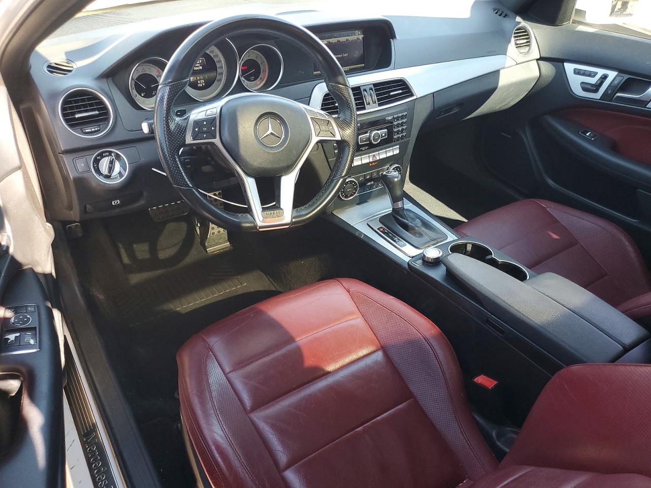 2014 Mercedes-benz C 250 White vin: WDDGJ4HB4EG312013