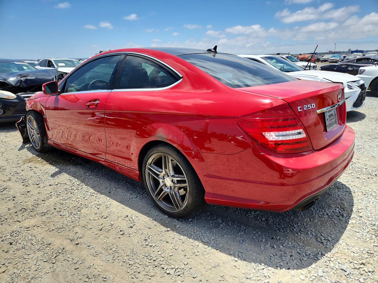 2012 Mercedes-benz C 250 Red vin: WDDGJ4HB5CF786183