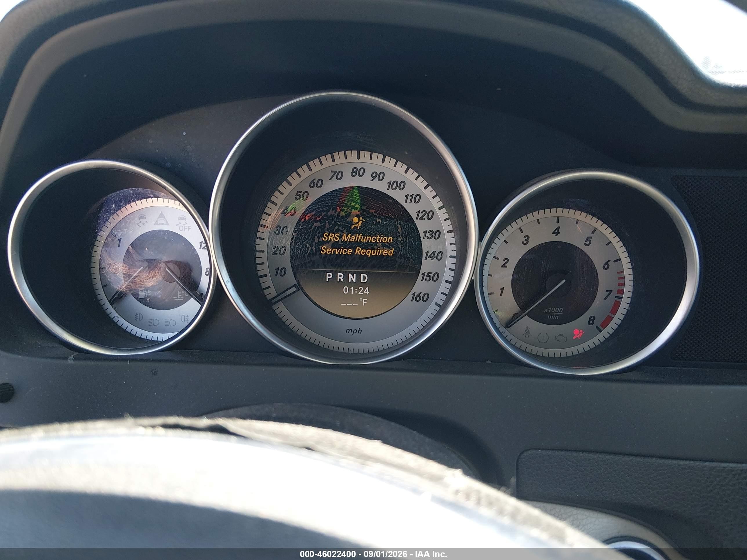 2012 Mercedes-benz C 250   Red vin: WDDGJ4HB5CF807078