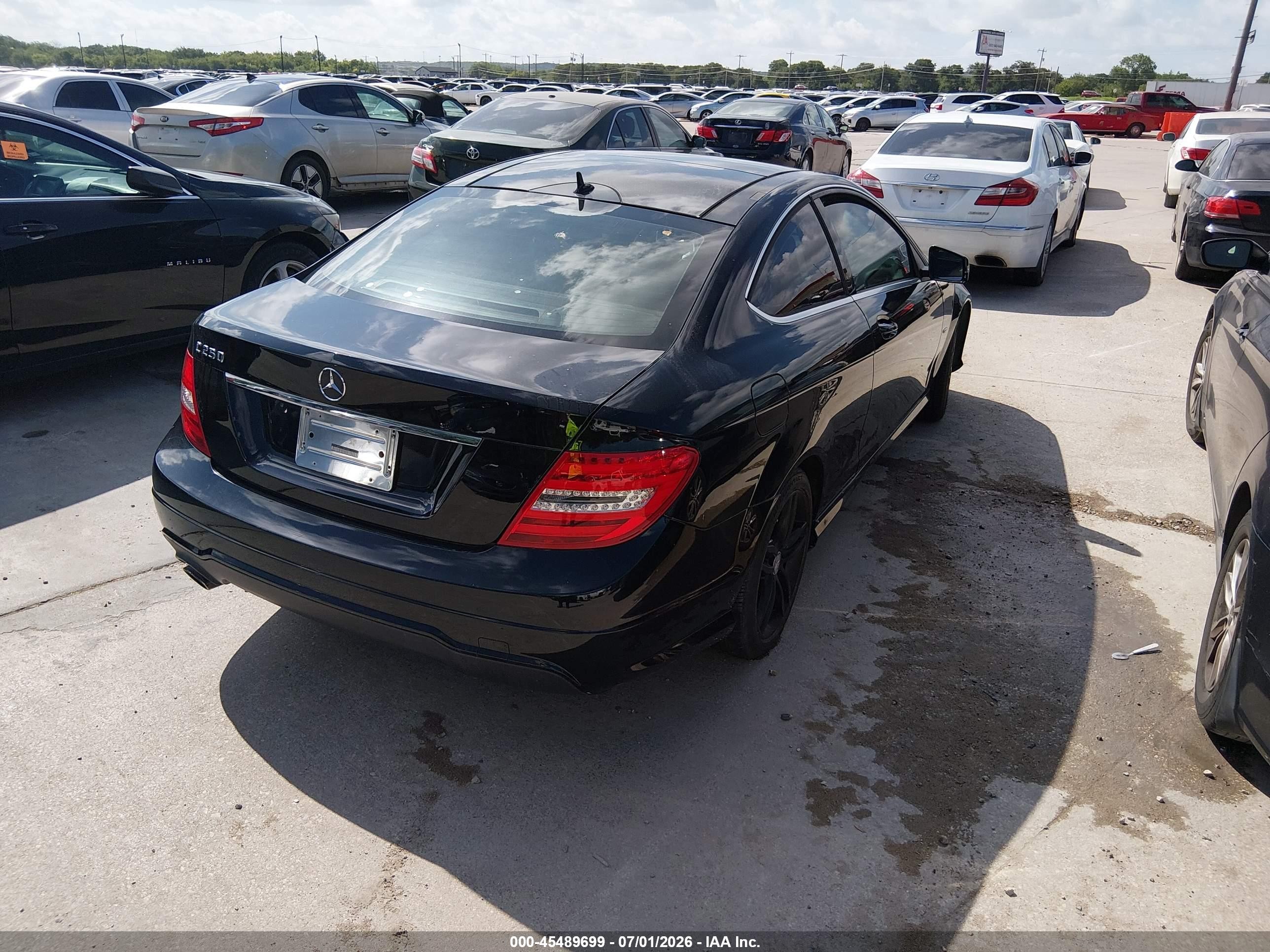 2012 Mercedes-benz C 250   Black vin: WDDGJ4HB5CF847483