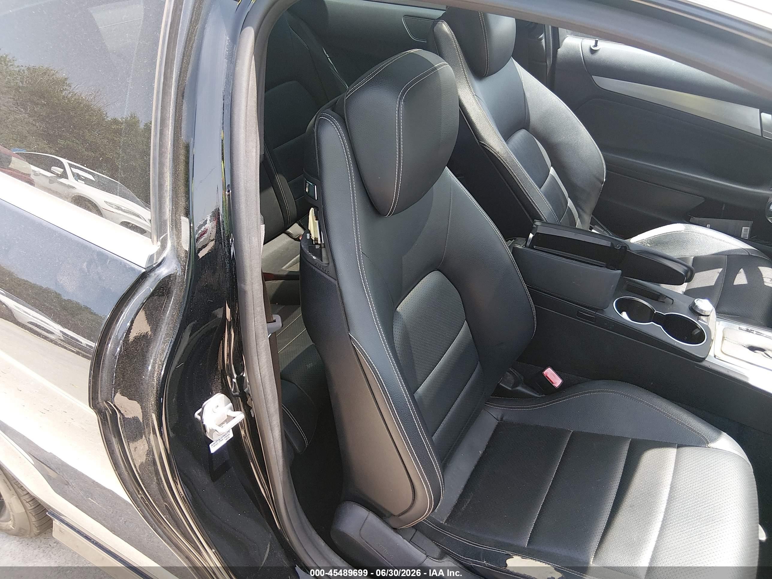2012 Mercedes-benz C 250   Black vin: WDDGJ4HB5CF847483