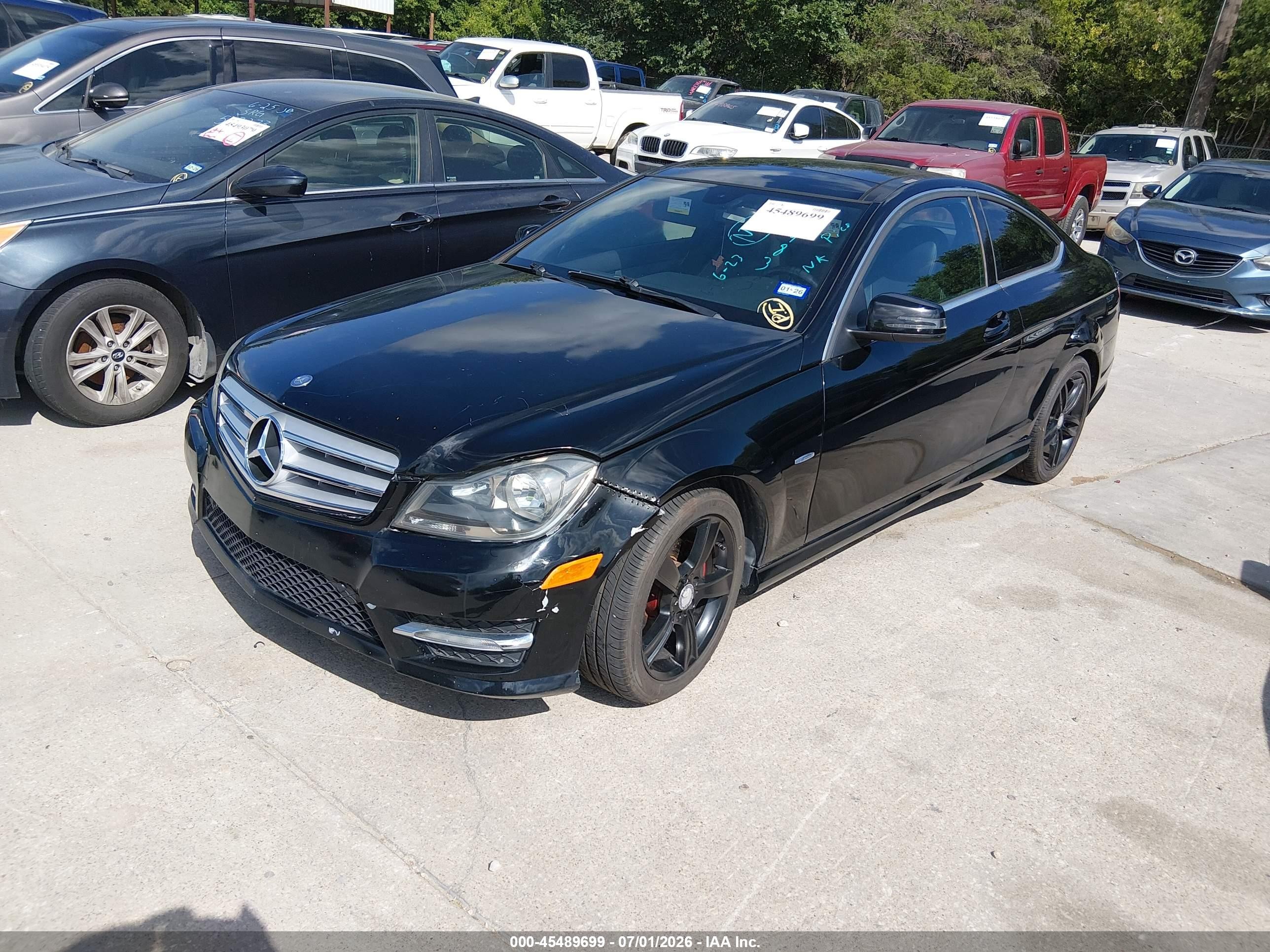2012 Mercedes-benz C 250   Black vin: WDDGJ4HB5CF847483