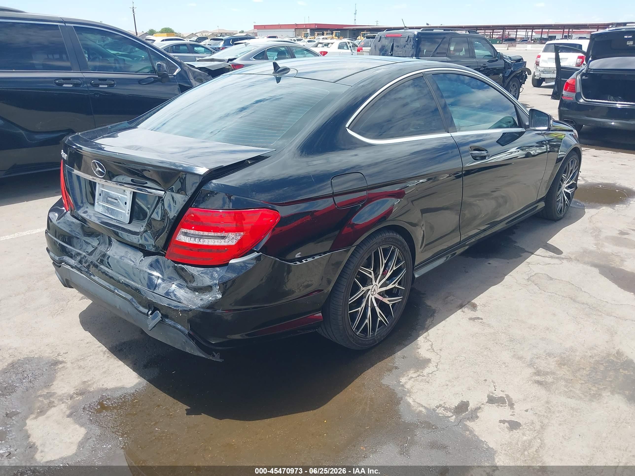 2013 Mercedes-benz C 250   Black vin: WDDGJ4HB5DF956673