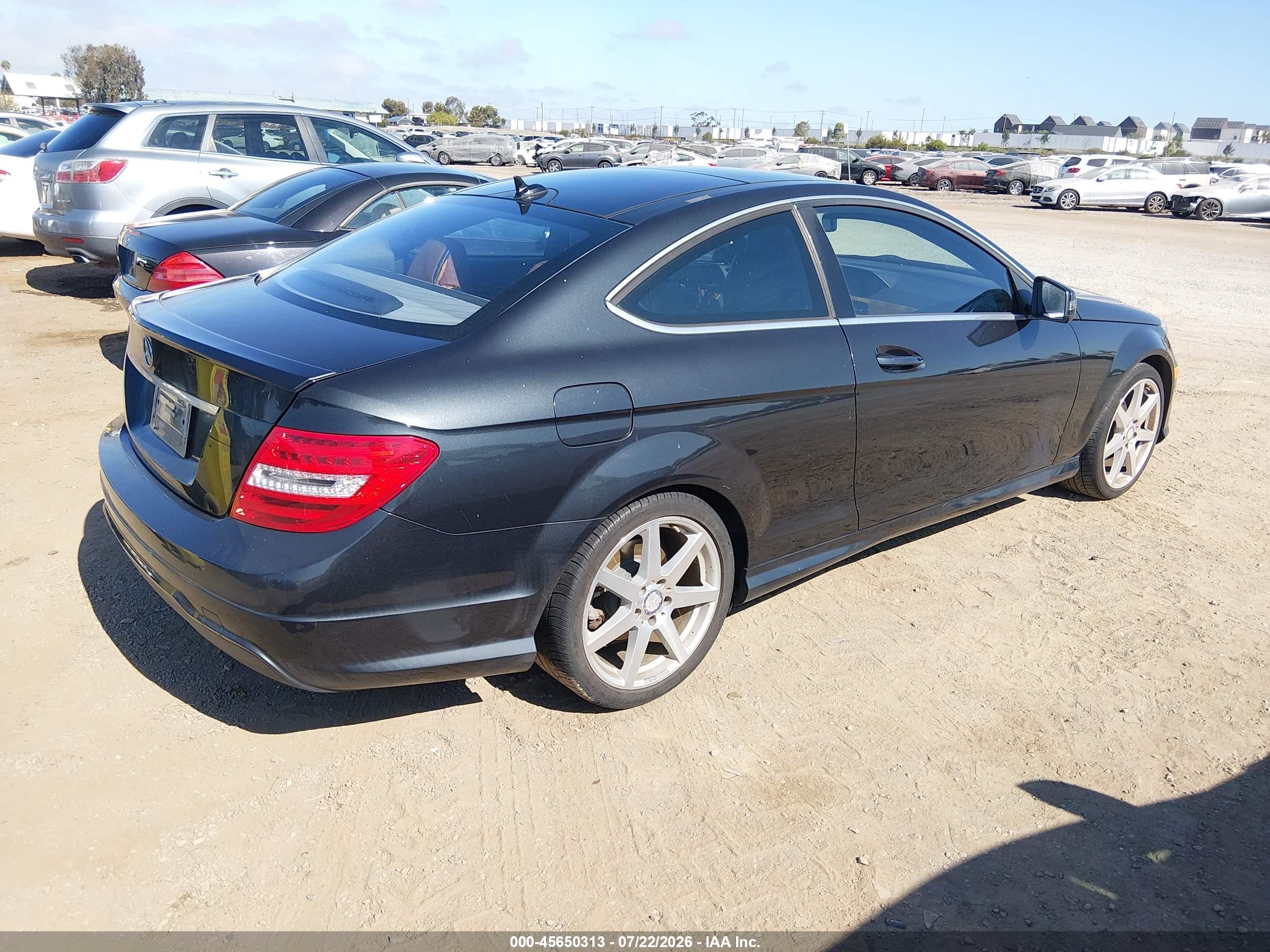 2013 Mercedes-benz C 250   Gray vin: WDDGJ4HB5DG023334