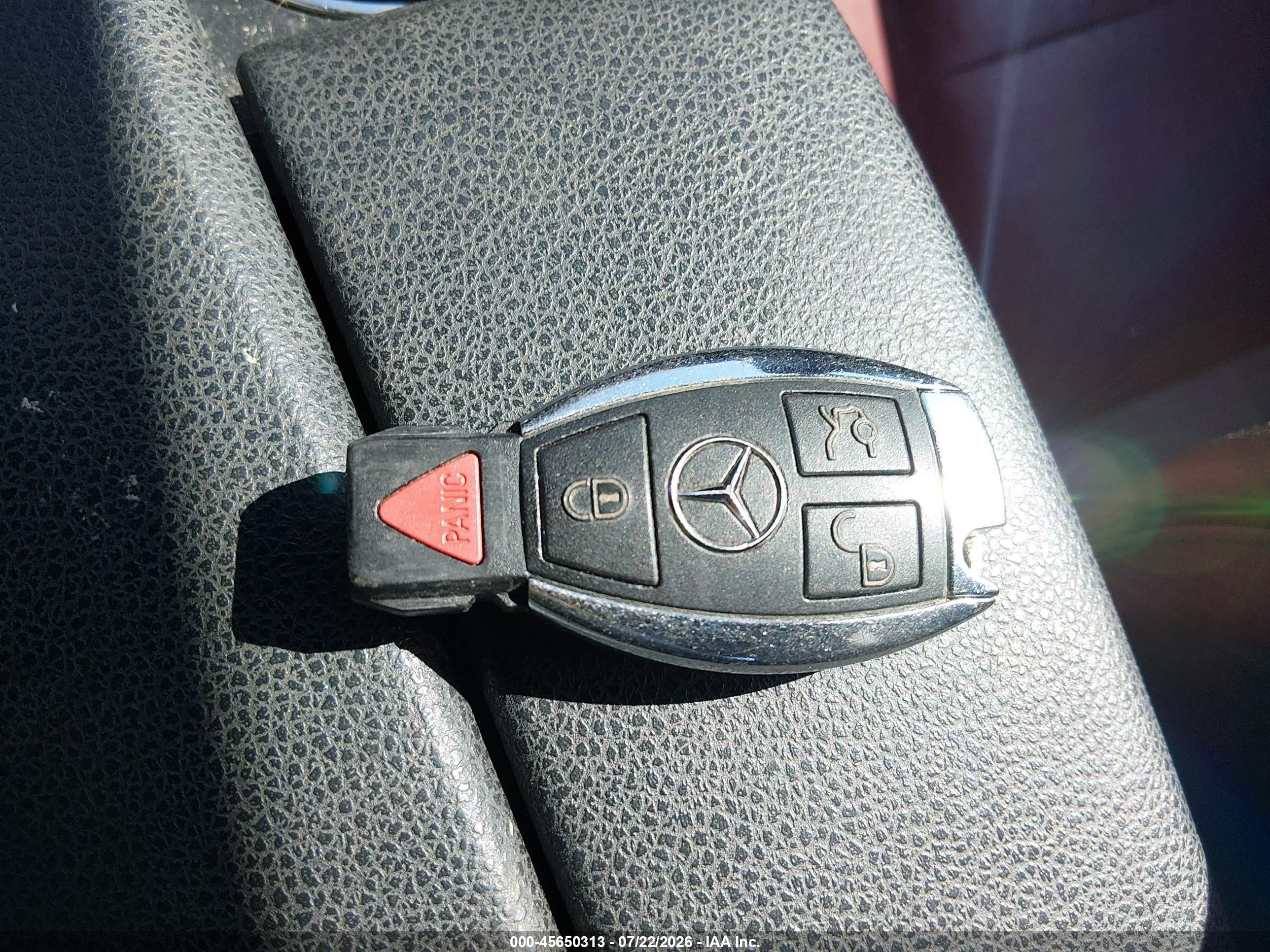 2013 Mercedes-benz C 250   Gray vin: WDDGJ4HB5DG023334