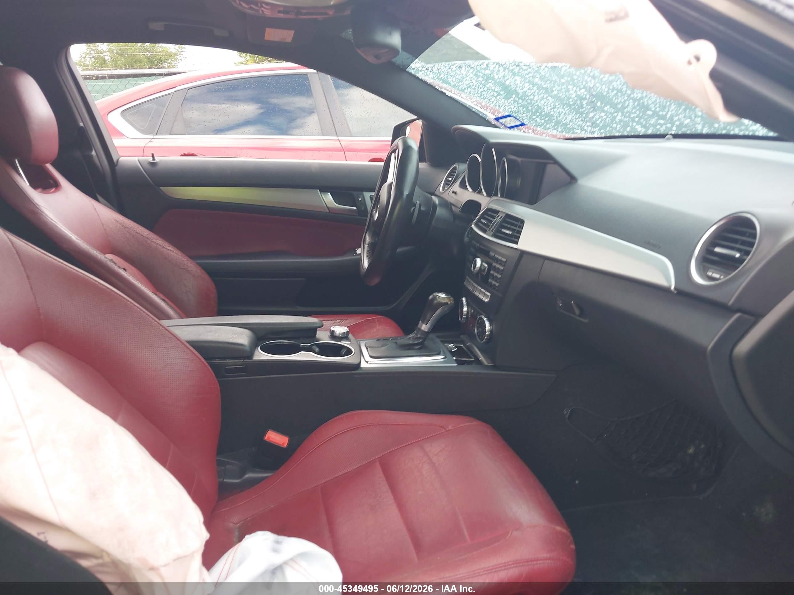 2014 Mercedes-benz C 250   Black vin: WDDGJ4HB5EG280074