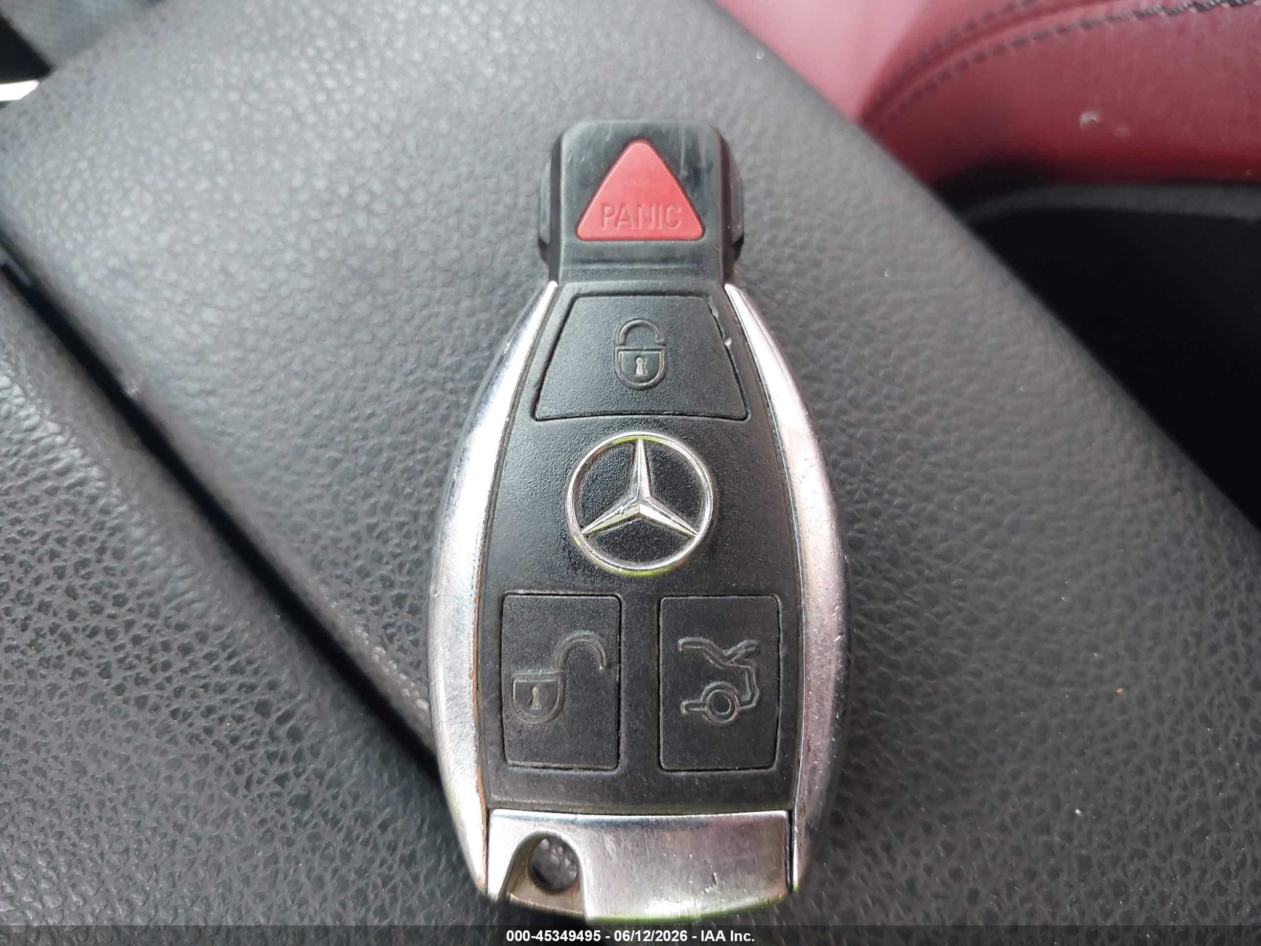 2014 Mercedes-benz C 250   Black vin: WDDGJ4HB5EG280074
