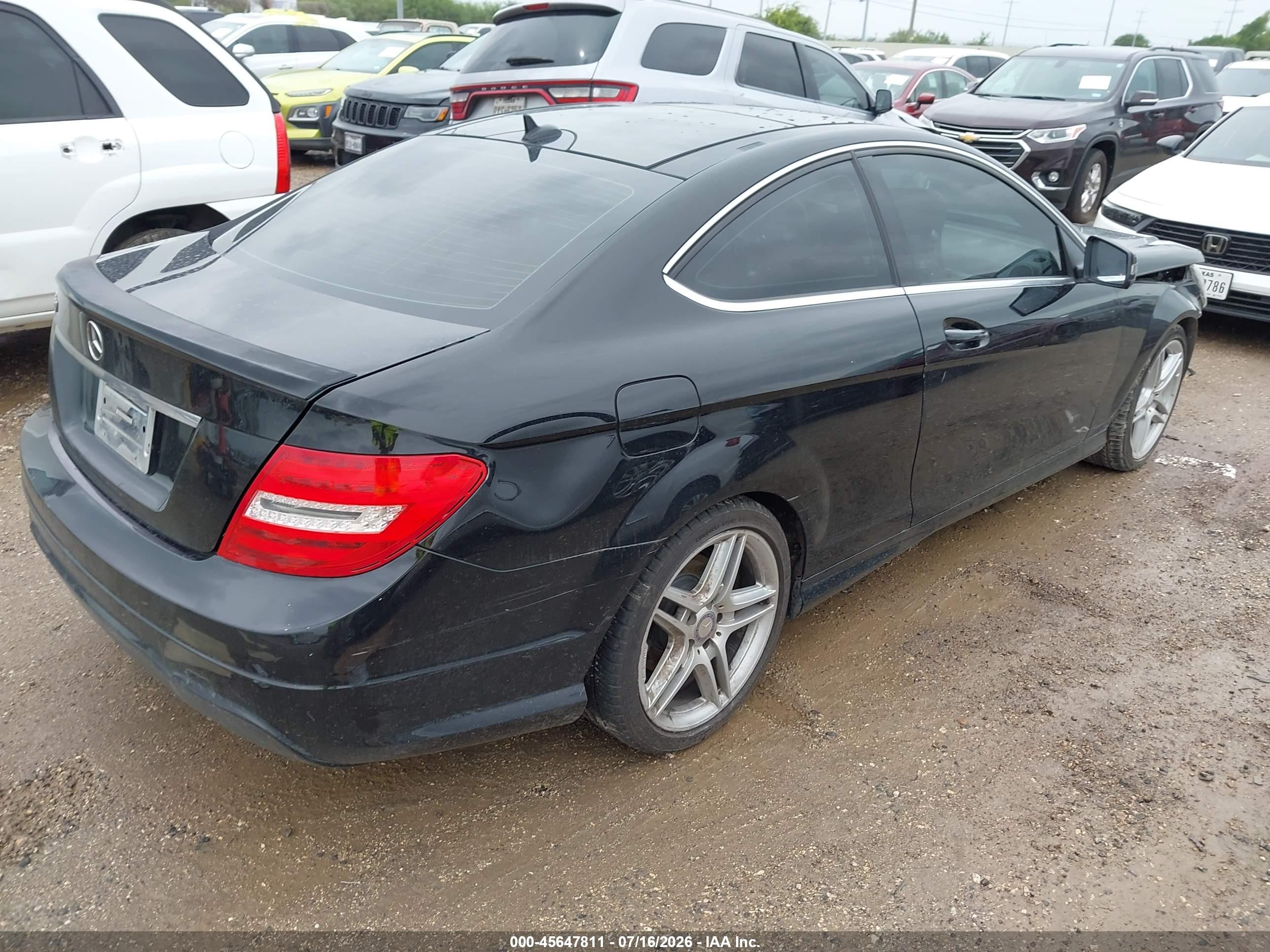 2015 Mercedes-benz C 250   Black vin: WDDGJ4HB5FG369242