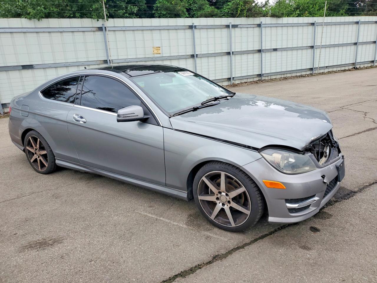 2015 Mercedes-benz C 250 Gray vin: WDDGJ4HB5FG393993