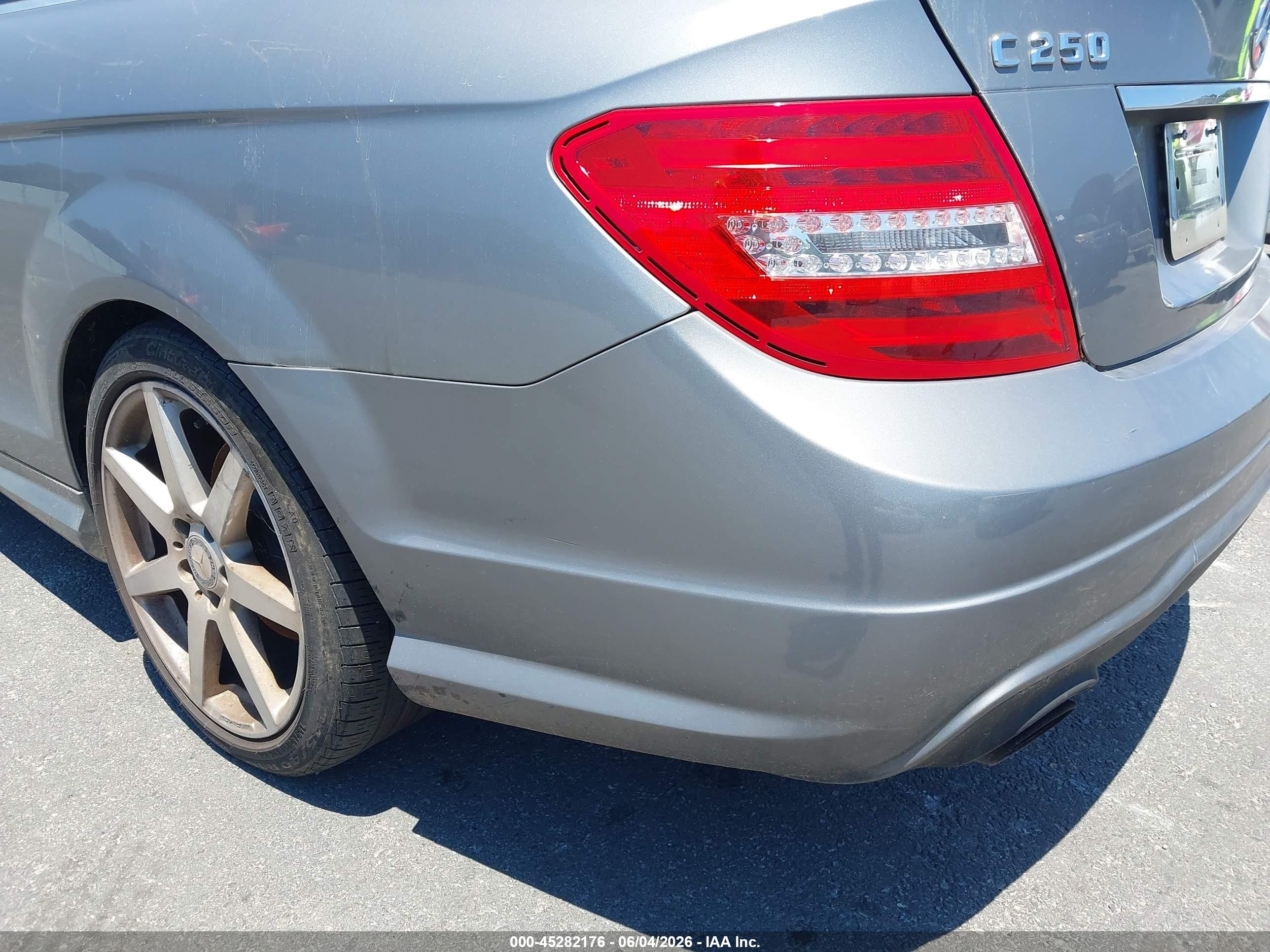 2012 Mercedes-benz C 250   Gray vin: WDDGJ4HB6CF802861