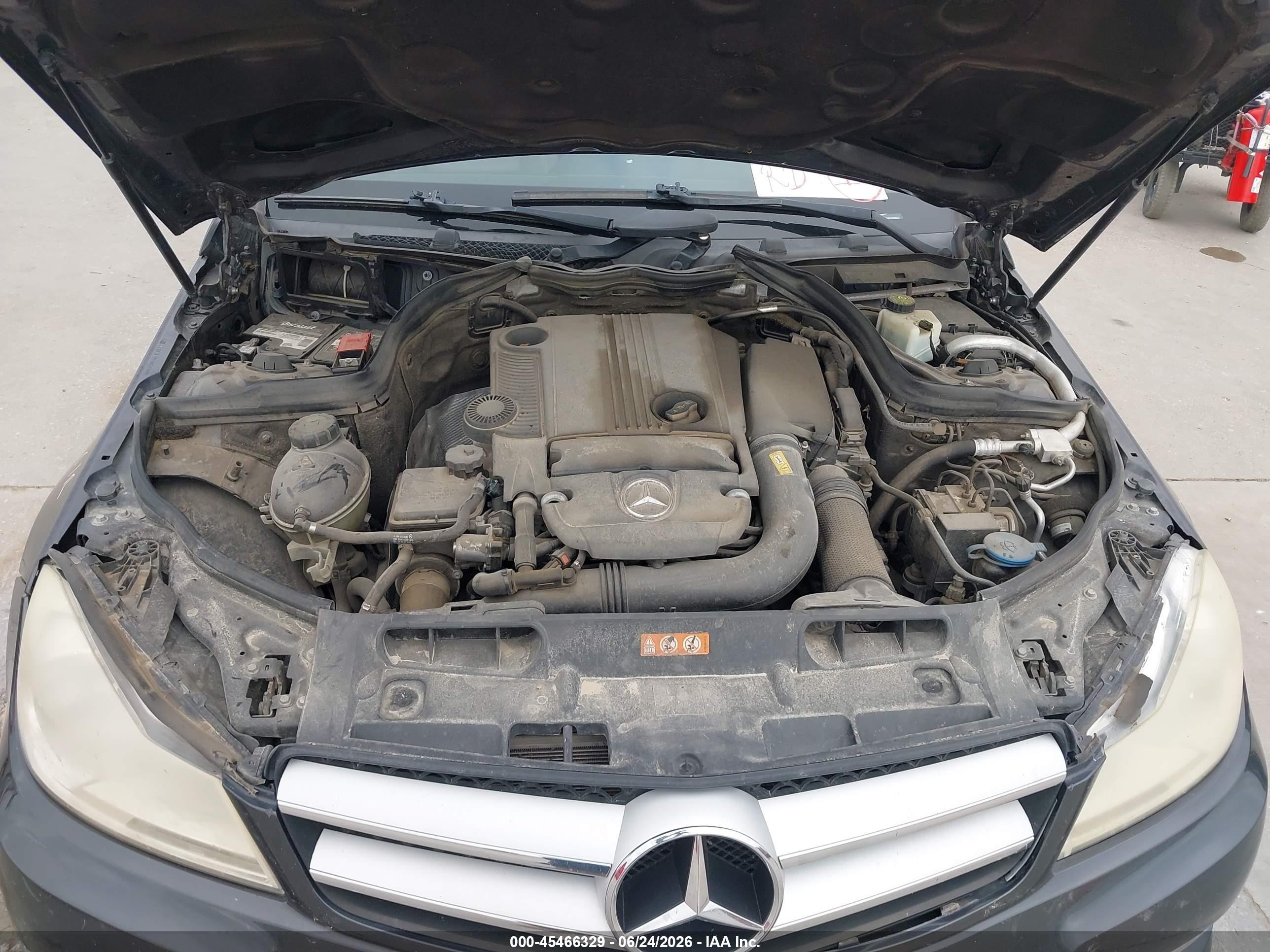 2012 Mercedes-benz C 250   Gray vin: WDDGJ4HB6CF858024