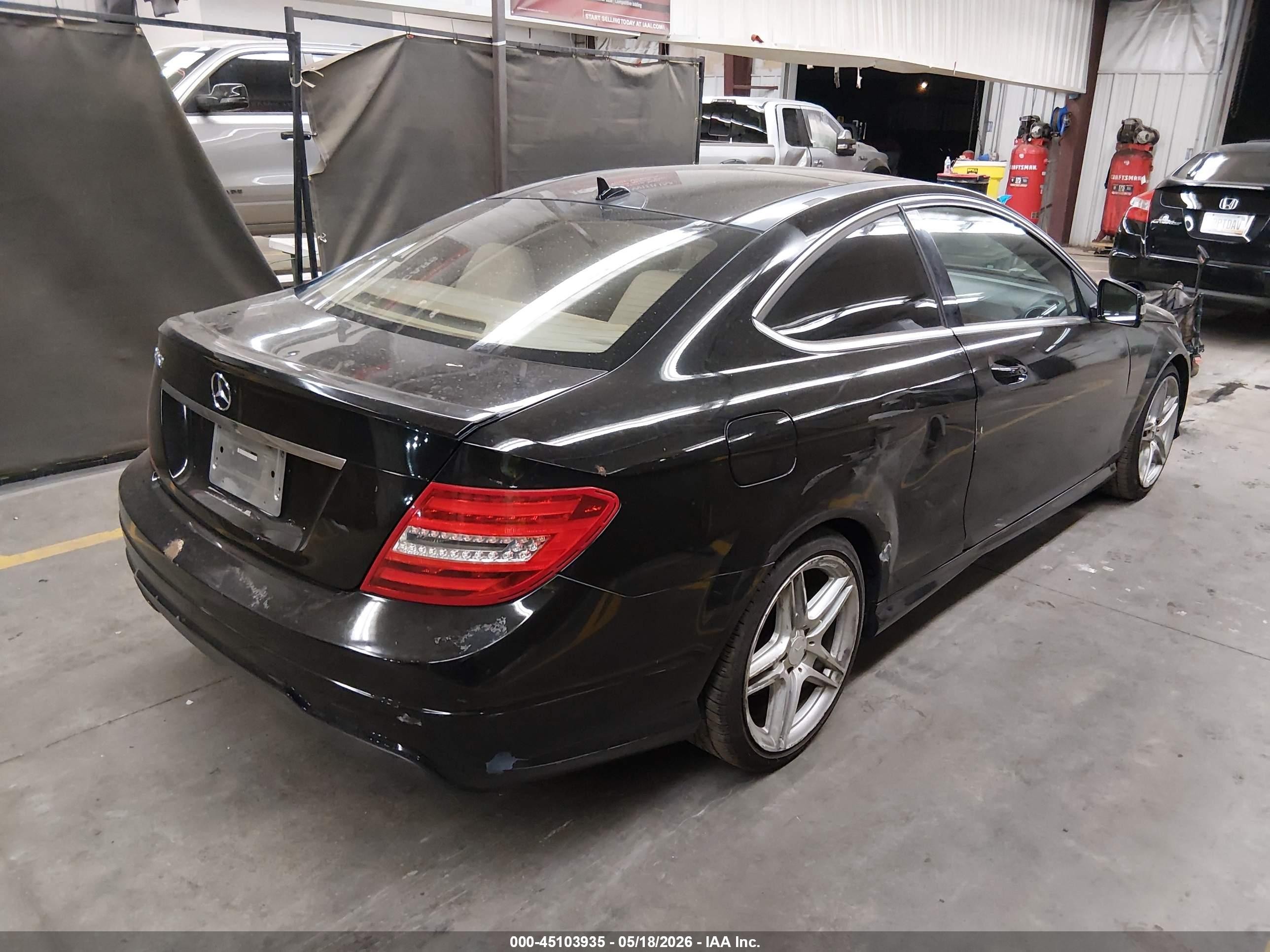 2012 Mercedes-benz C 250   Black vin: WDDGJ4HB6CF911675
