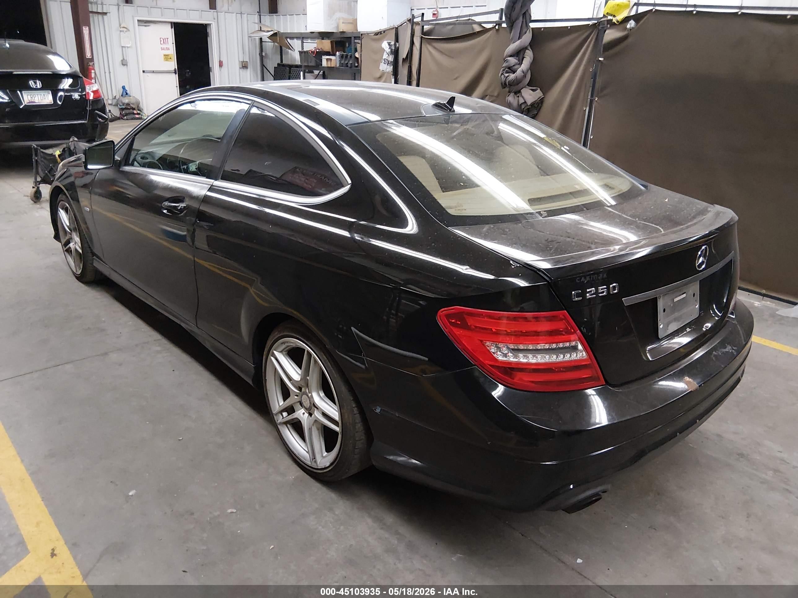 2012 Mercedes-benz C 250   Black vin: WDDGJ4HB6CF911675