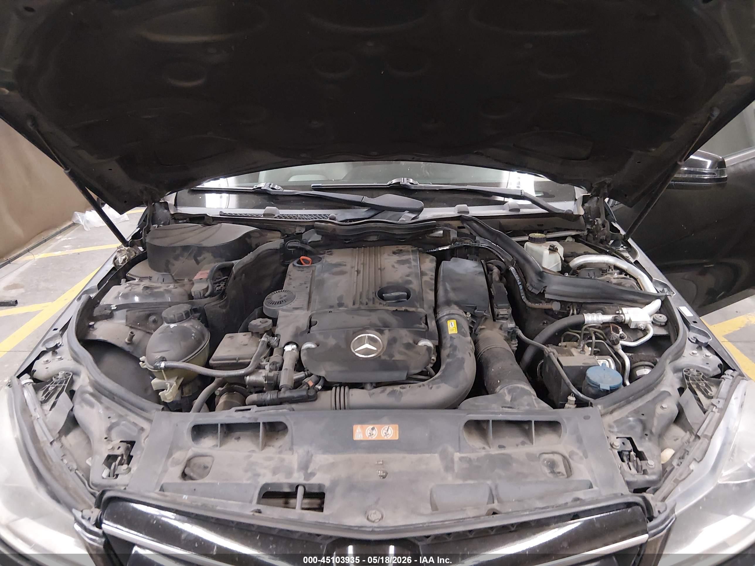 2012 Mercedes-benz C 250   Black vin: WDDGJ4HB6CF911675