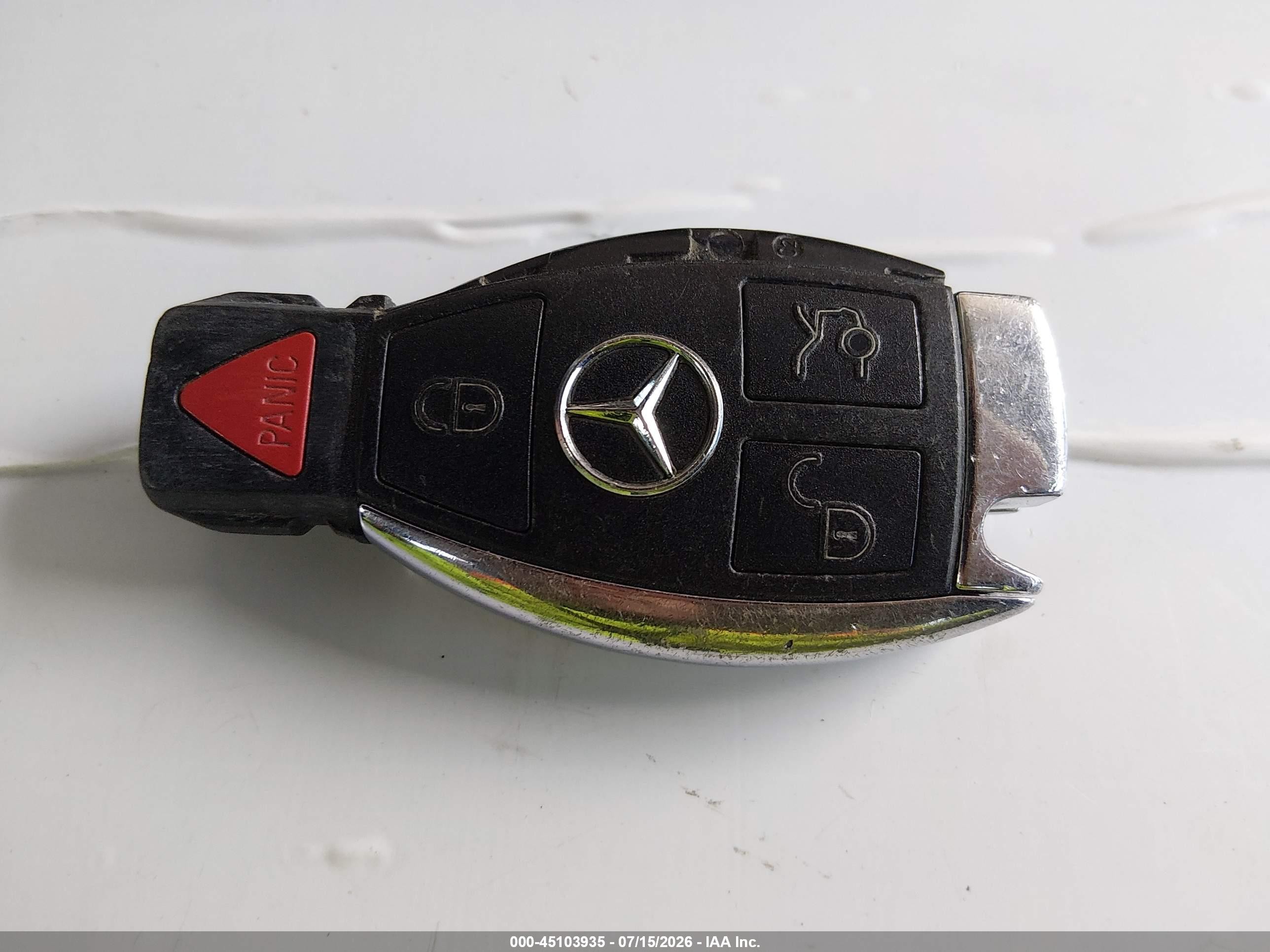 2012 Mercedes-benz C 250   Black vin: WDDGJ4HB6CF911675