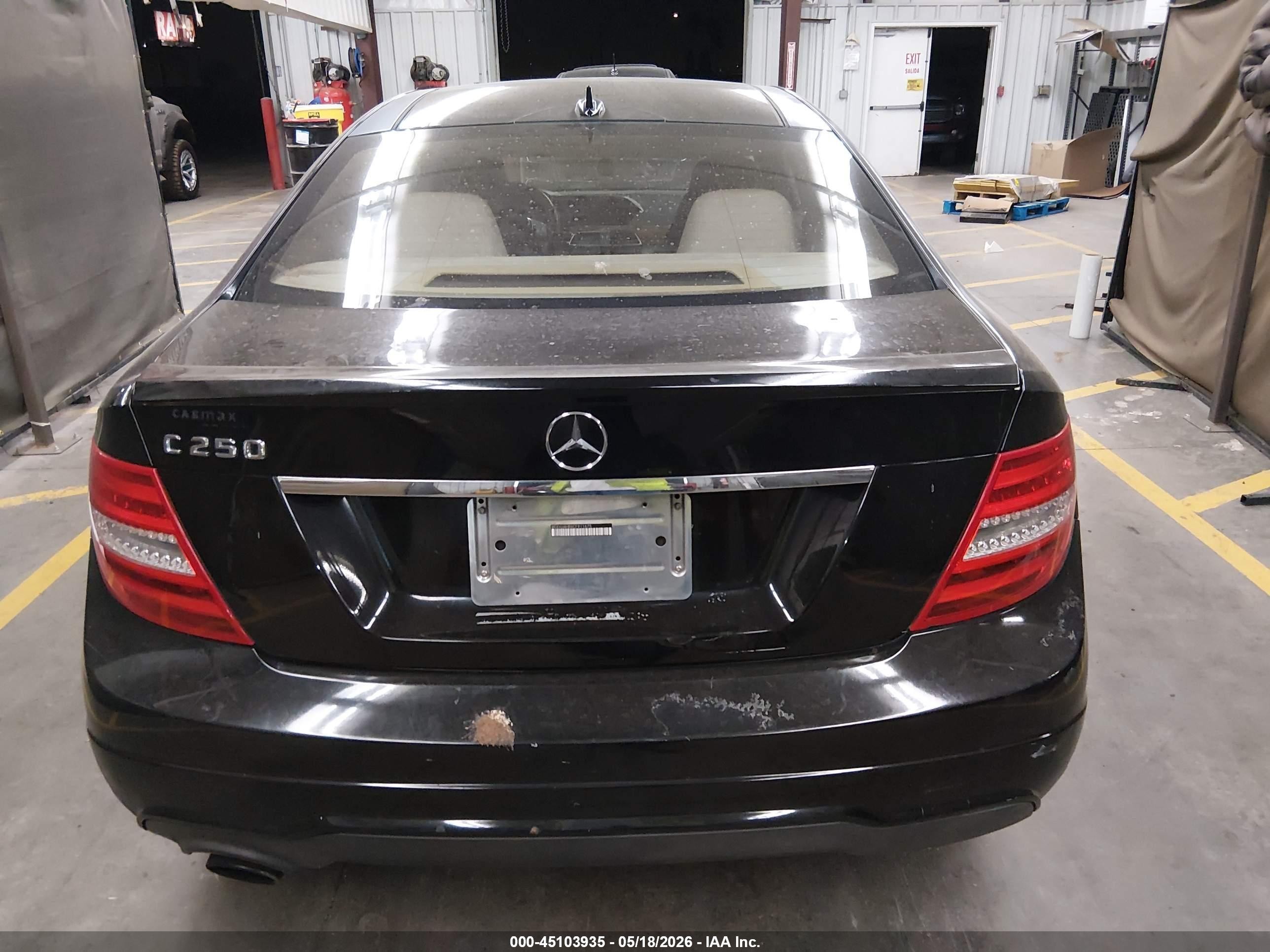 2012 Mercedes-benz C 250   Black vin: WDDGJ4HB6CF911675