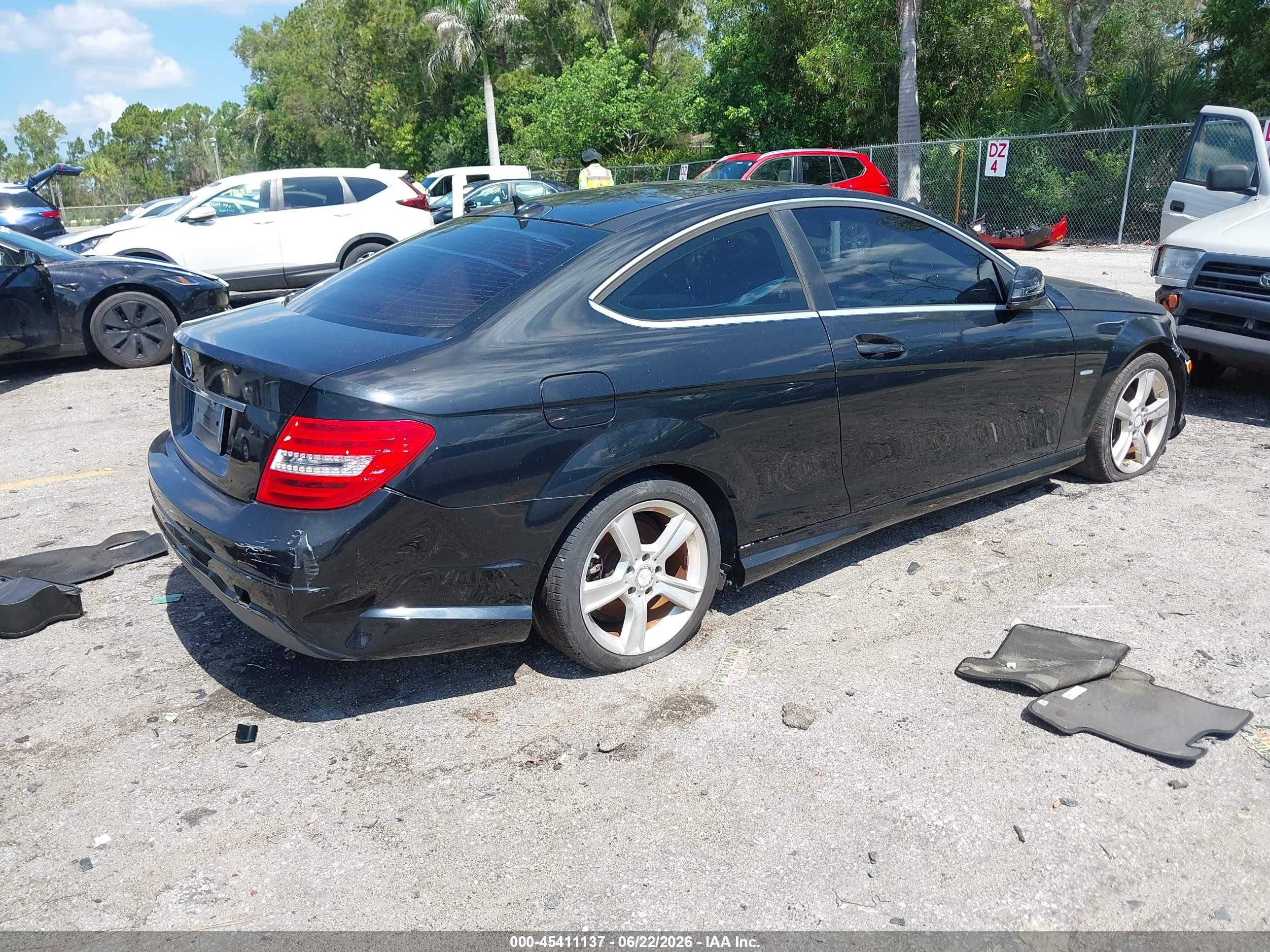 2012 Mercedes-benz C 250   Black vin: WDDGJ4HB7CF764332