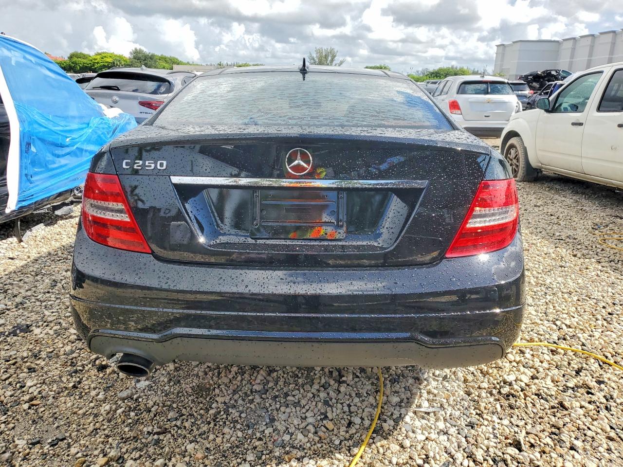 2013 Mercedes-benz C 250 Black vin: WDDGJ4HB7DG031810