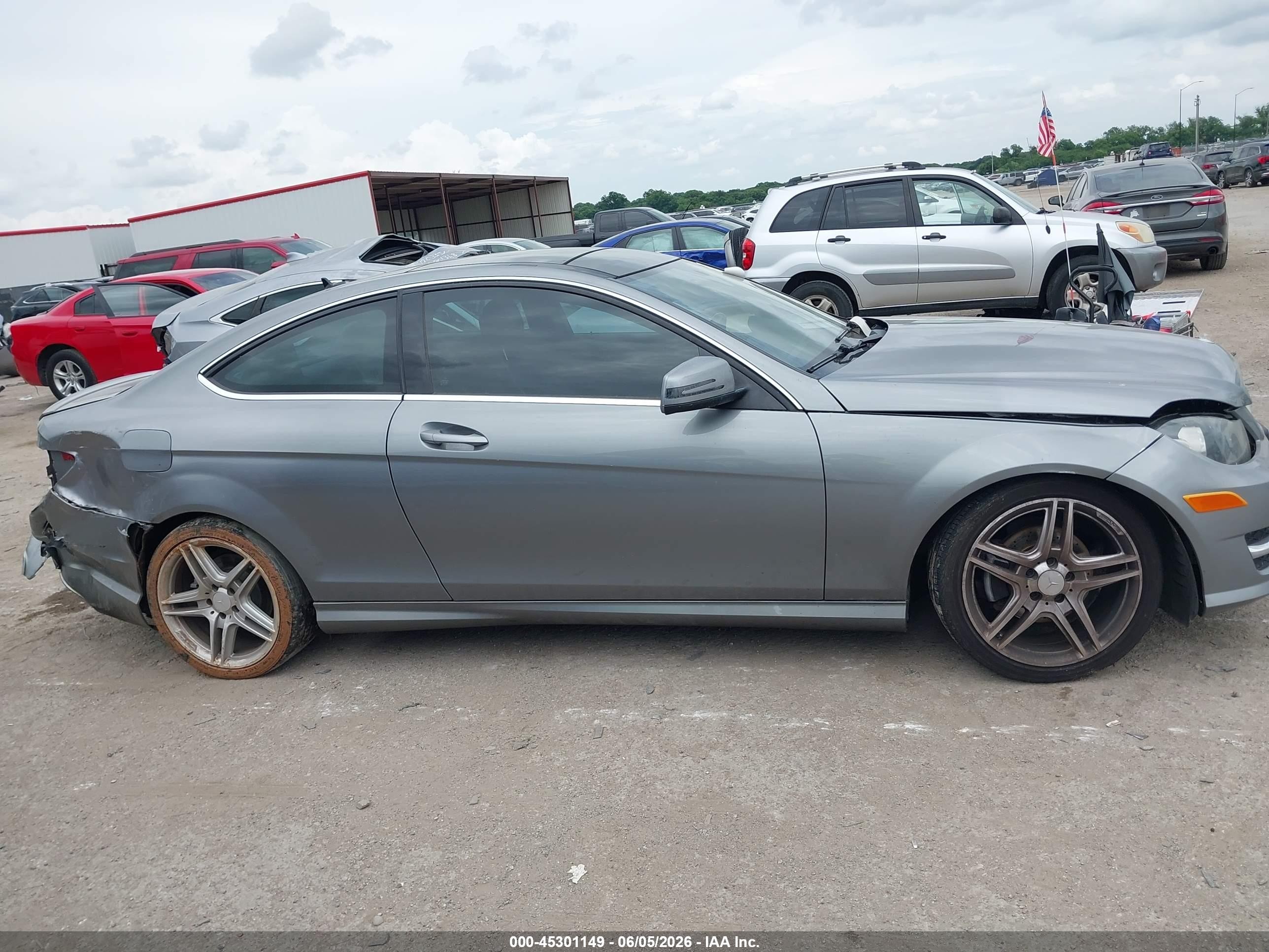 2013 Mercedes-benz C 250   Gray vin: WDDGJ4HB7DG048879