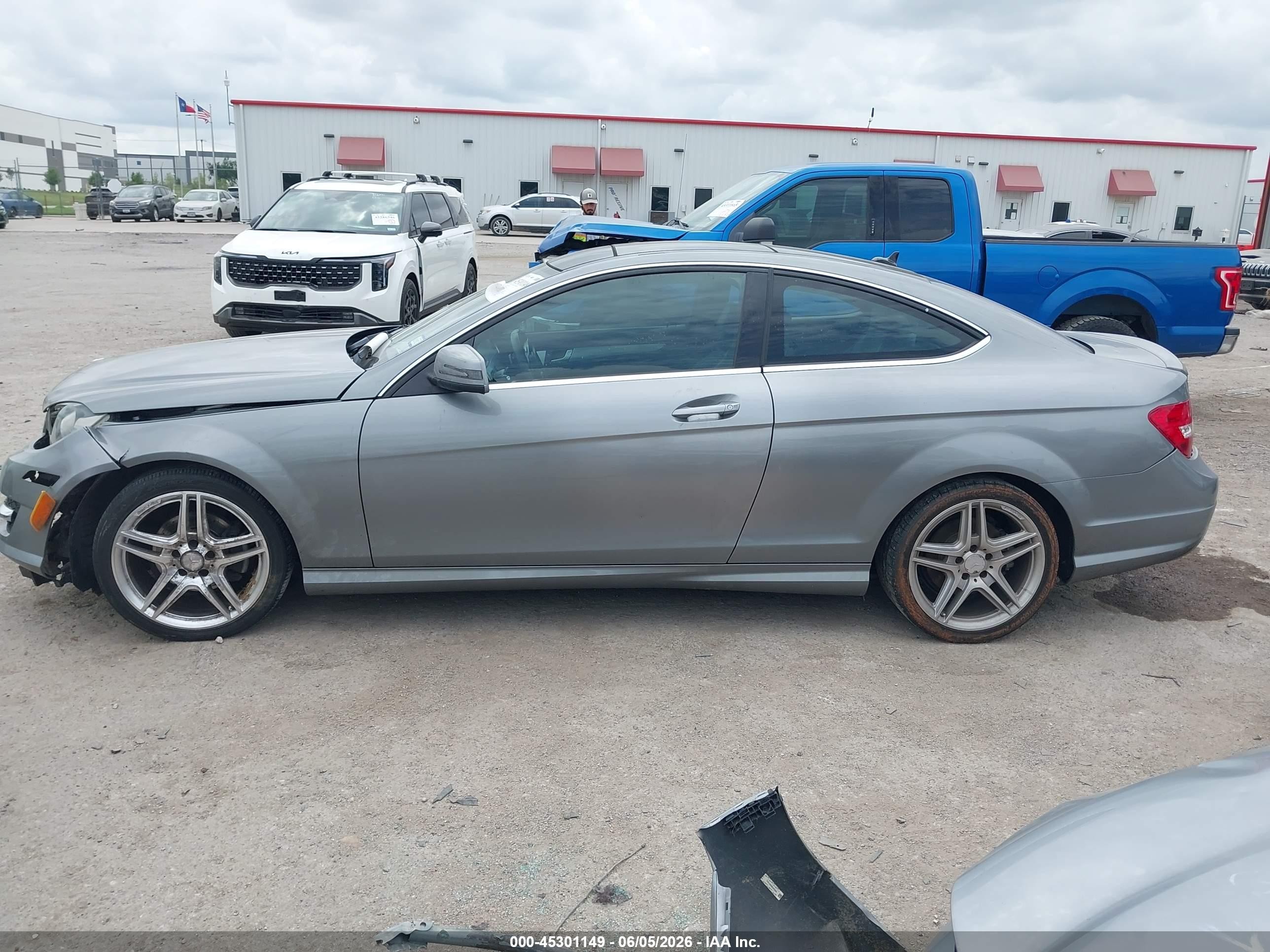 2013 Mercedes-benz C 250   Gray vin: WDDGJ4HB7DG048879
