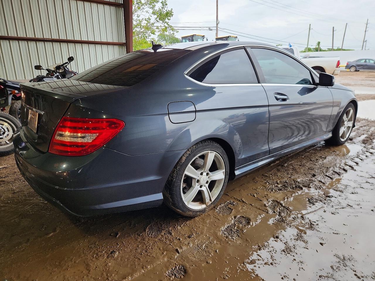 2013 Mercedes-benz C 250 Charcoal vin: WDDGJ4HB7DG053015