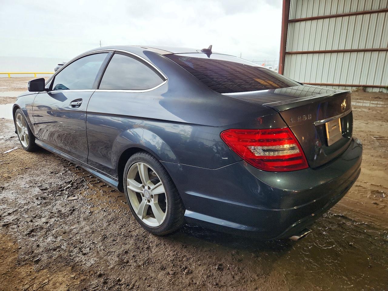 2013 Mercedes-benz C 250 Charcoal vin: WDDGJ4HB7DG053015
