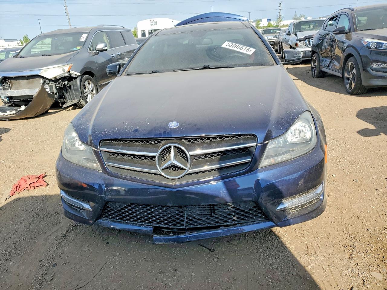 2014 Mercedes-benz C 250 Blue vin: WDDGJ4HB7EG162964