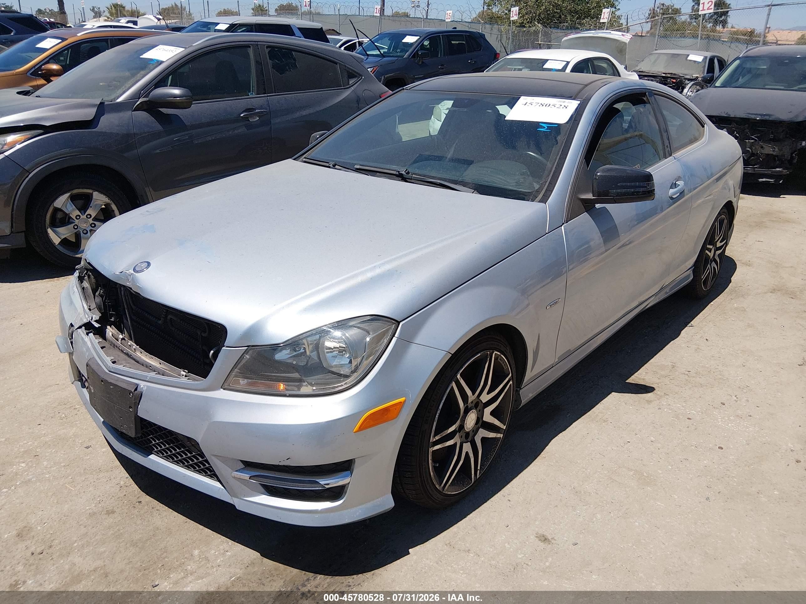 2013 Mercedes-benz C 250   Silver vin: WDDGJ4HB8DG033968